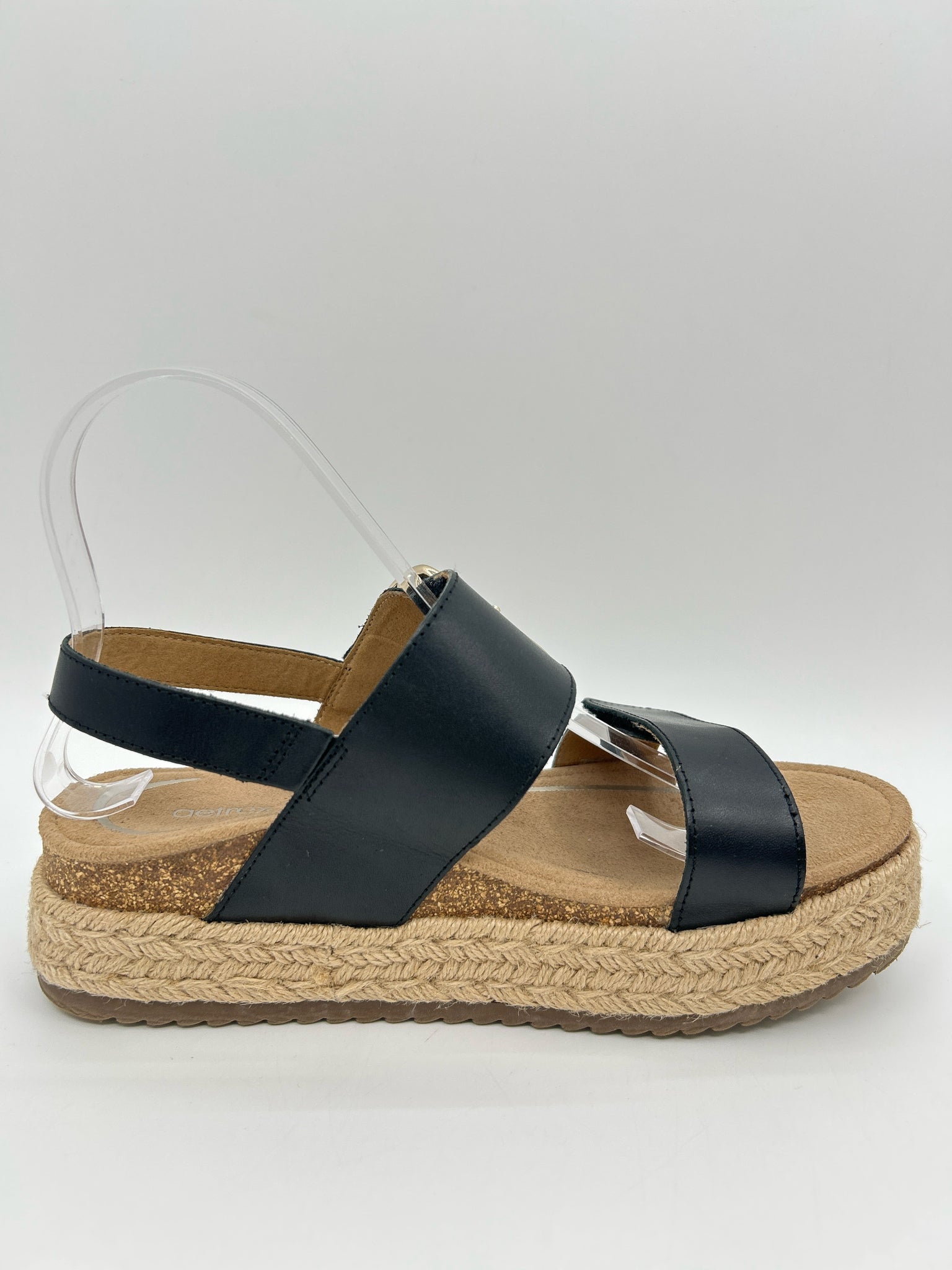 AETREX Size 7.5 Black Women Sandal