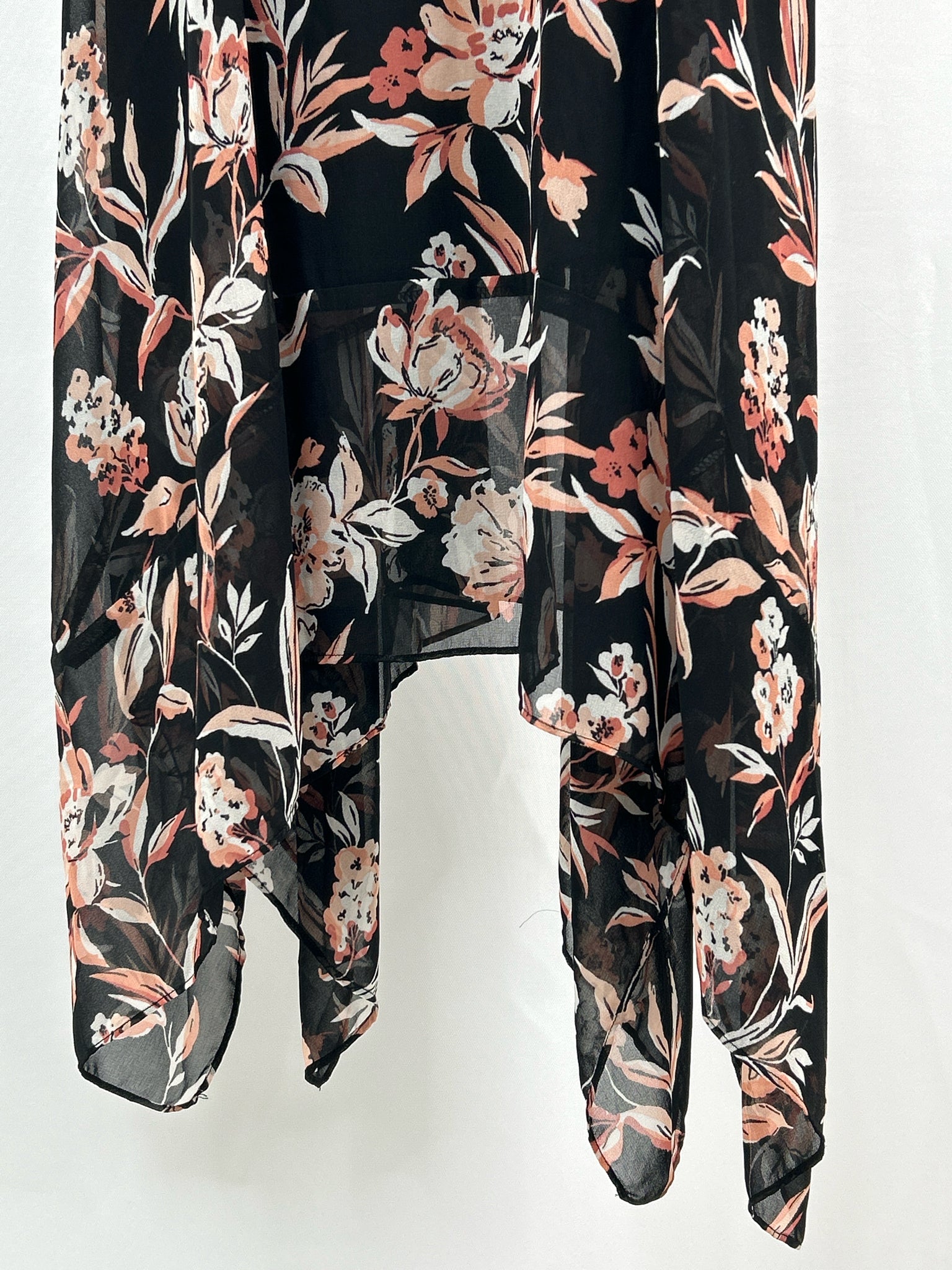 White House Black Market Size 6 Black Print Women Dress