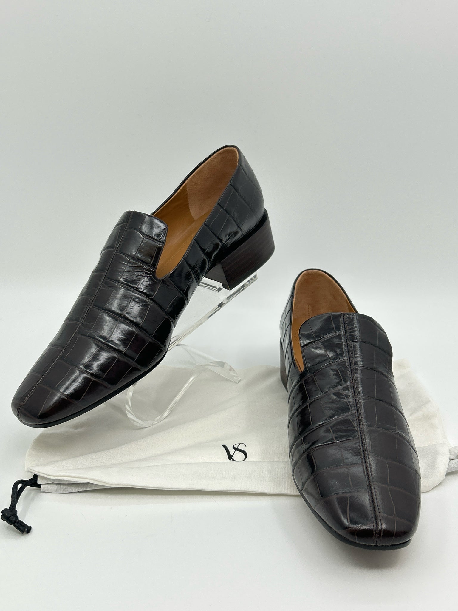 VIA SPIGA NWOB Size 8M Dark Brown Women Loafer