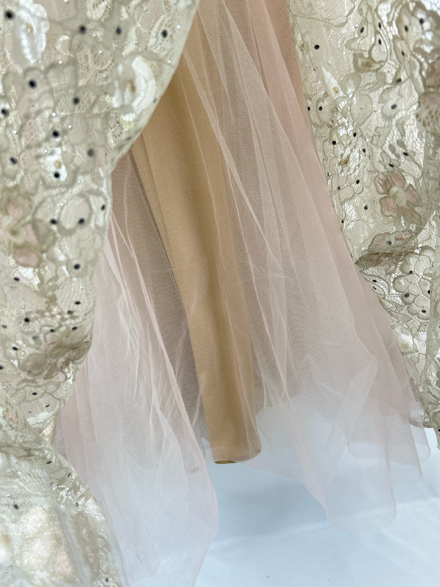 MAC DUGGAL Size 10 Beige Women Dress