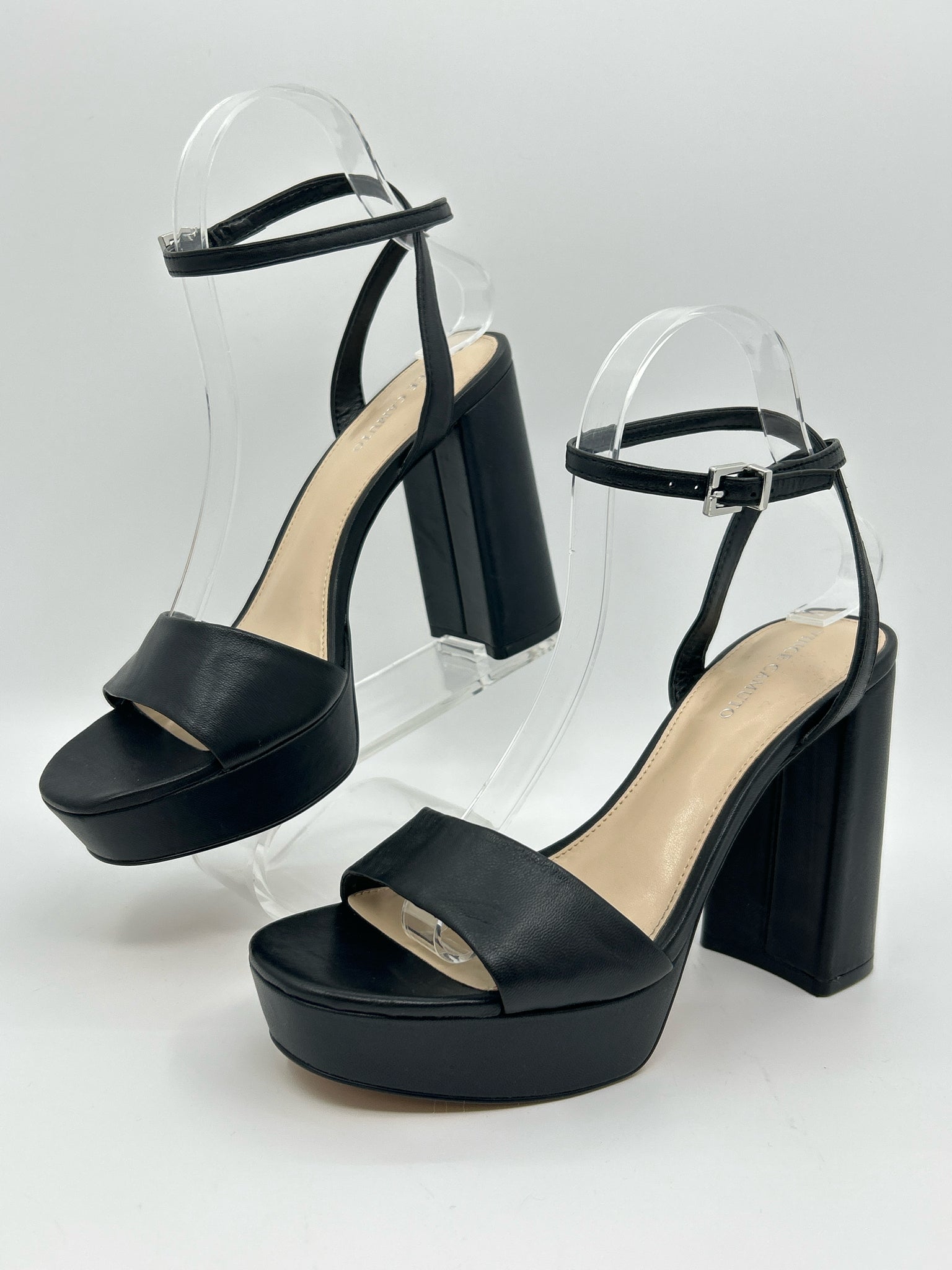 VINCE CAMUTO Size 7.5M Black Women Sandal