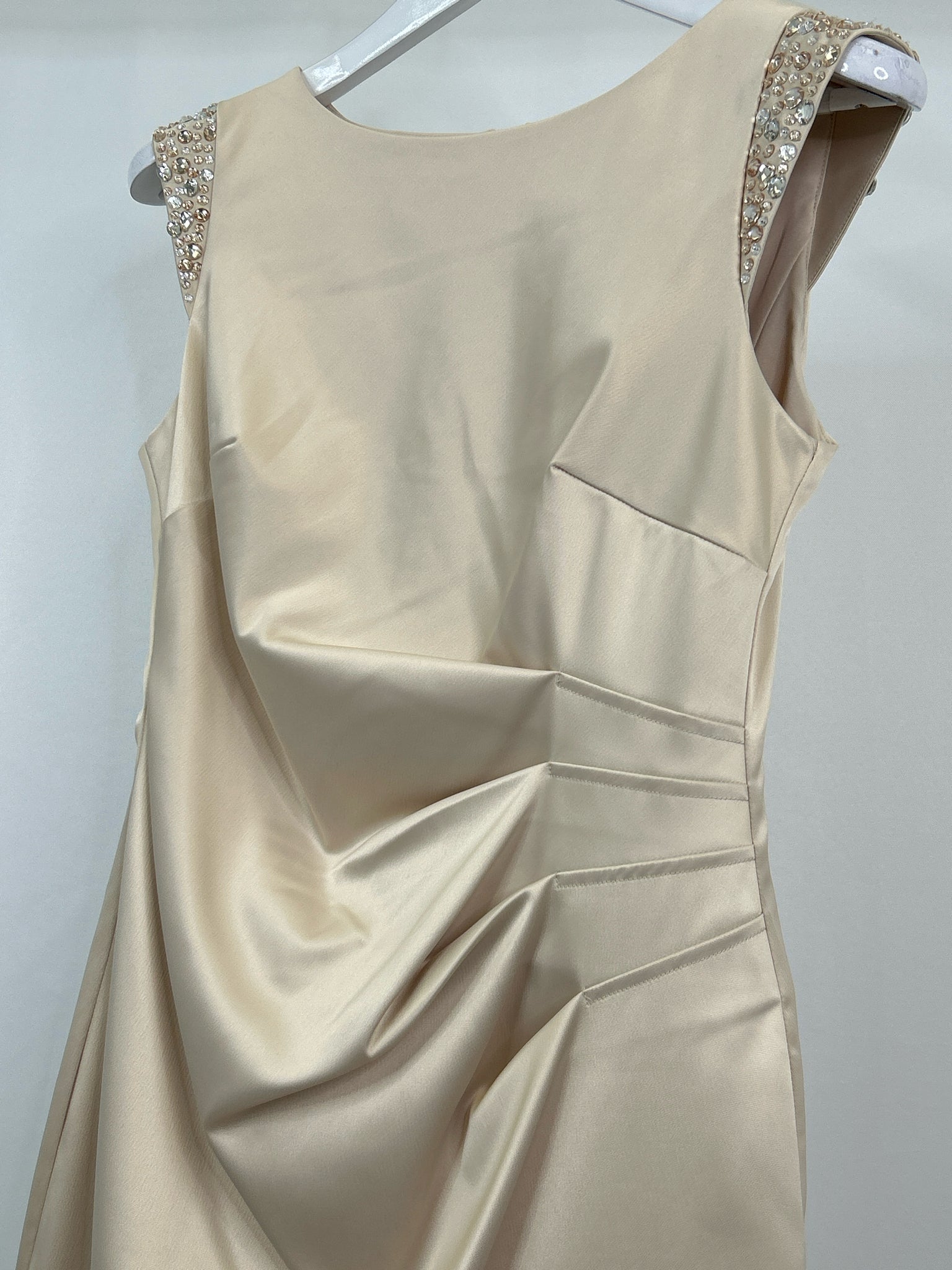 VINCE CAMUTO Size 6 Champagne Women Dress