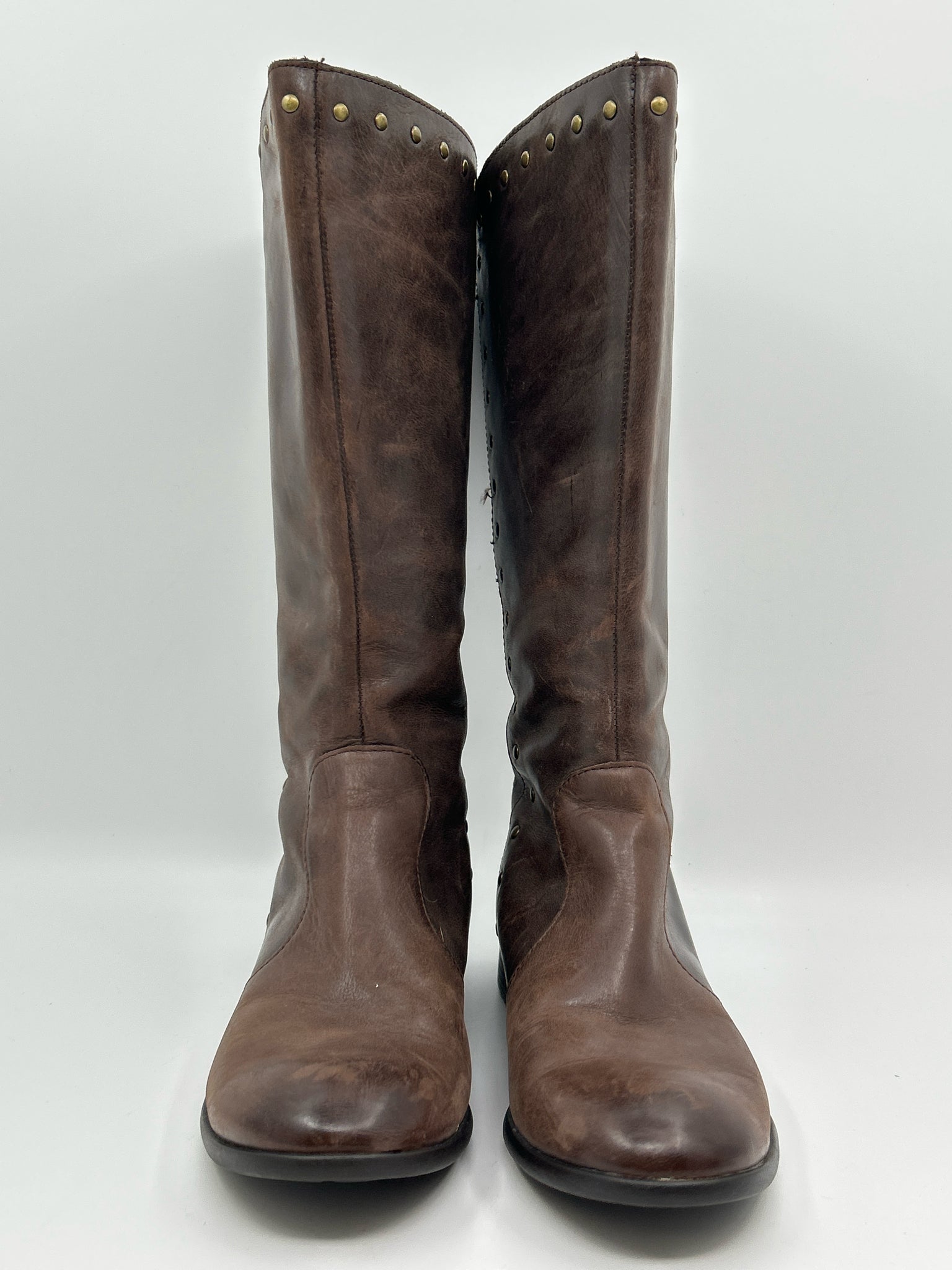 BORN Size 7M Brown Women Boots