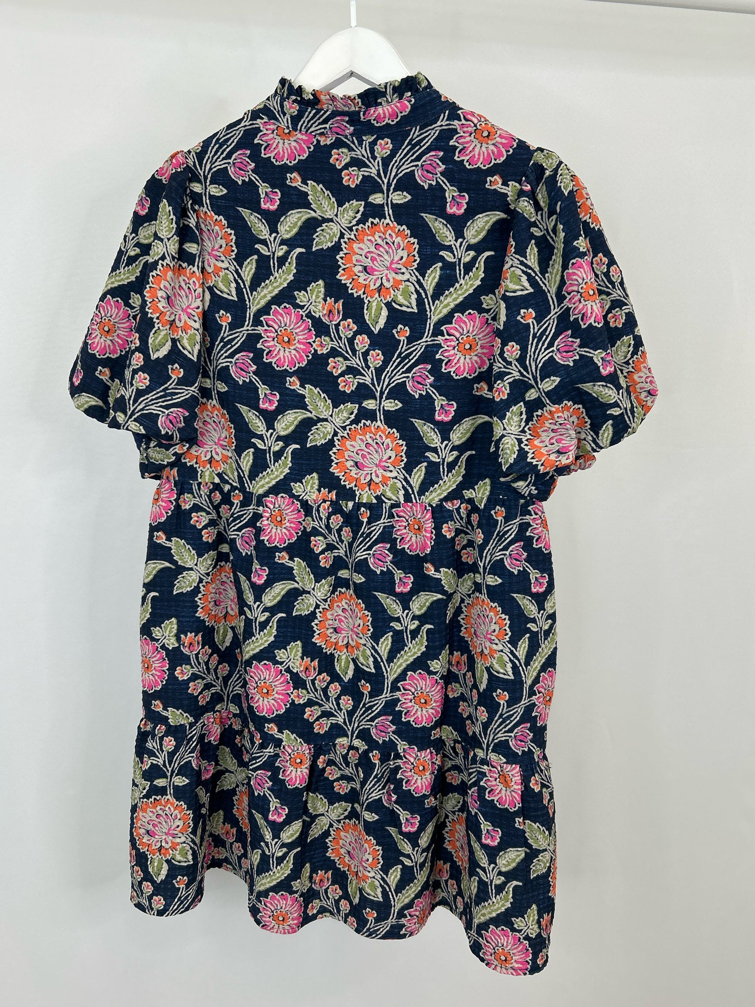 THML Size S NAVY FLORAL Women Dress