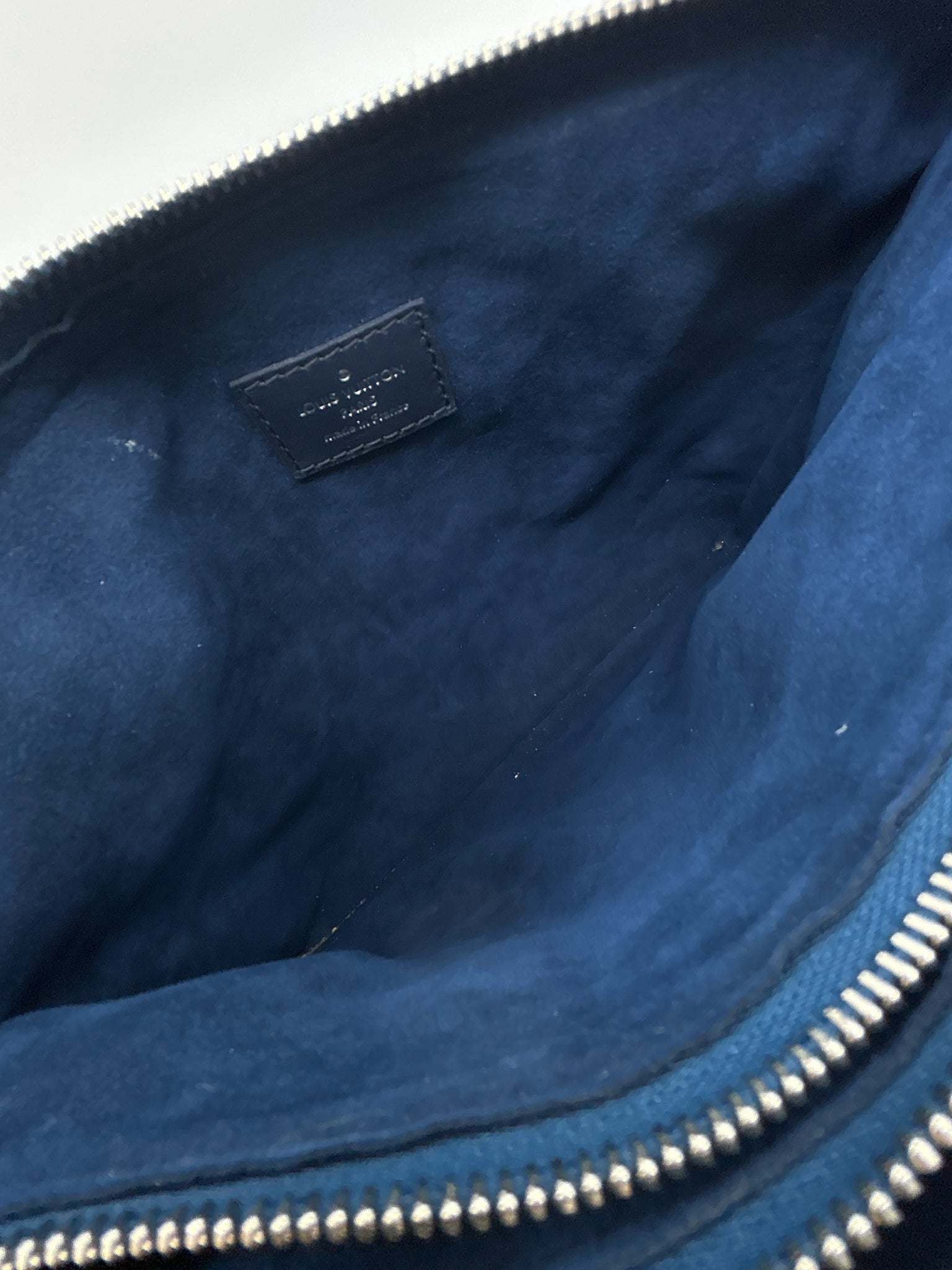 LOUIS VUITTON Navy Women Purse