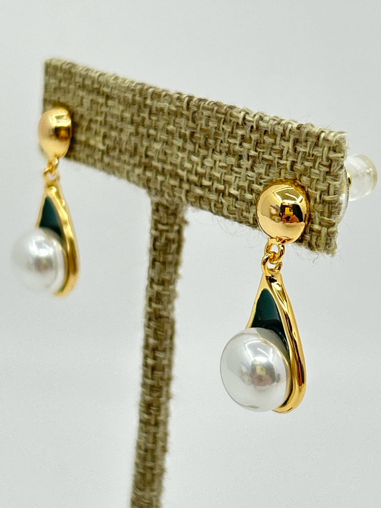 EYE CANDY Women Size One Size Gold Earrings