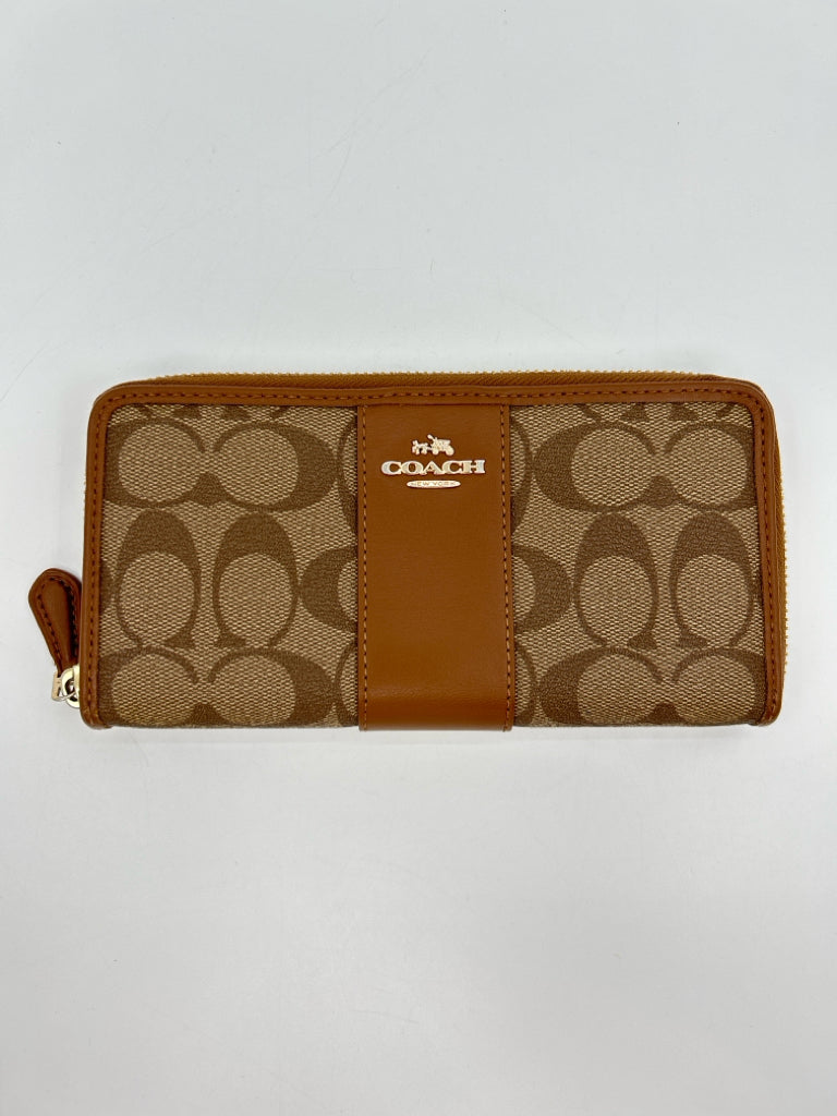 COACH Tan Women's Wallet