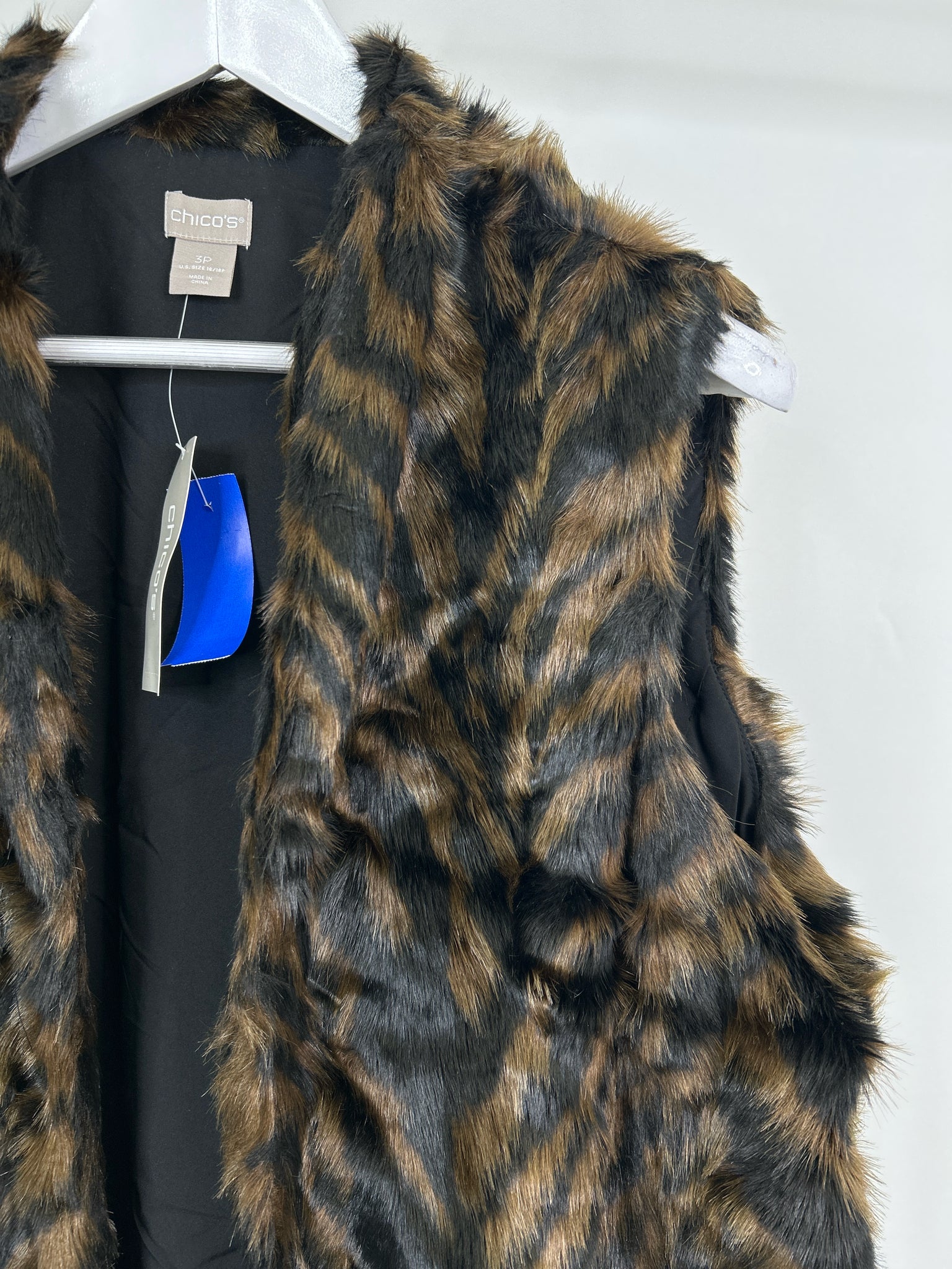 CHICO'S NWT Size 16/18P Brown and Black Women Vest