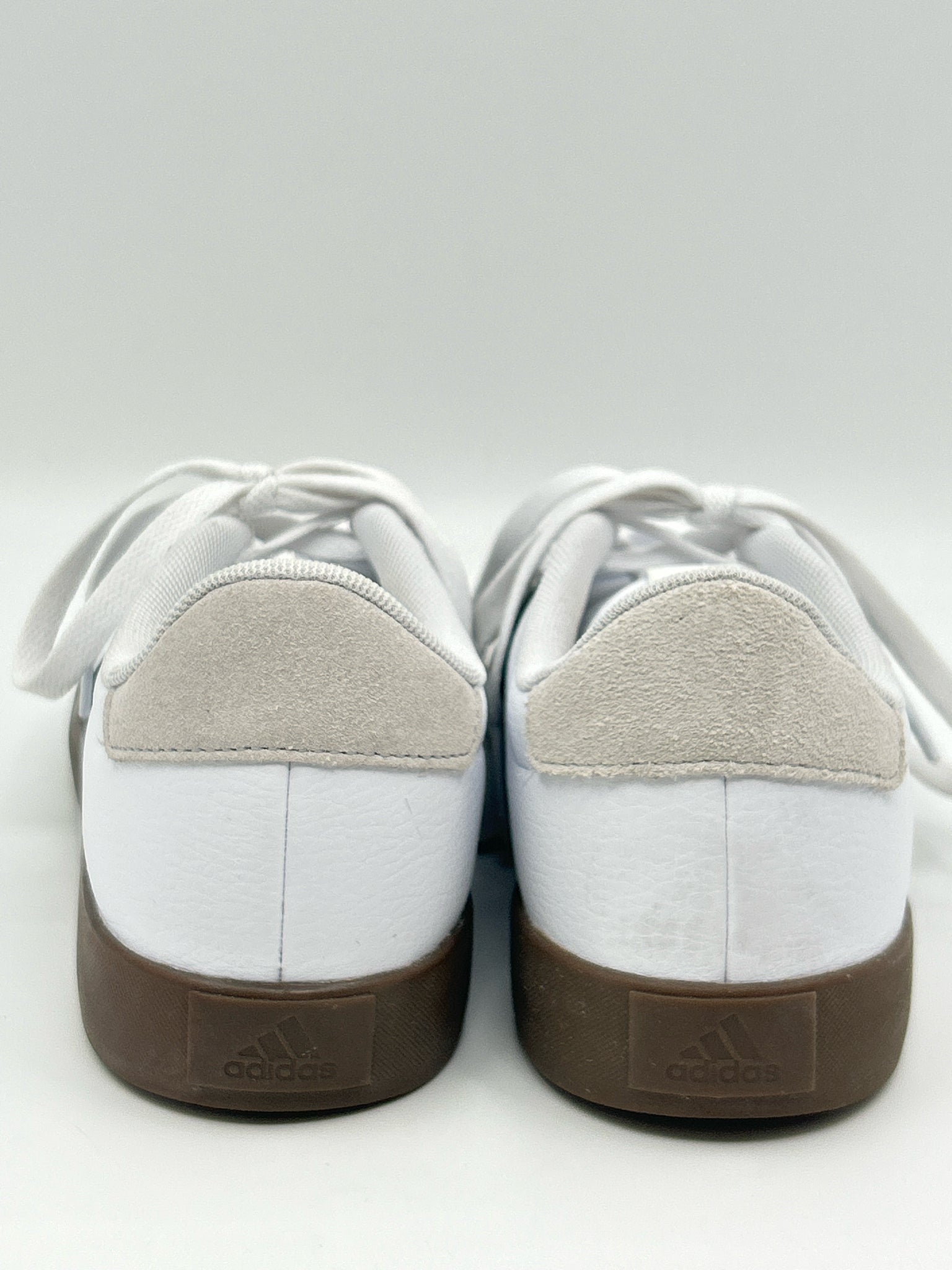 ADIDAS Size 7 White Women Sneakers