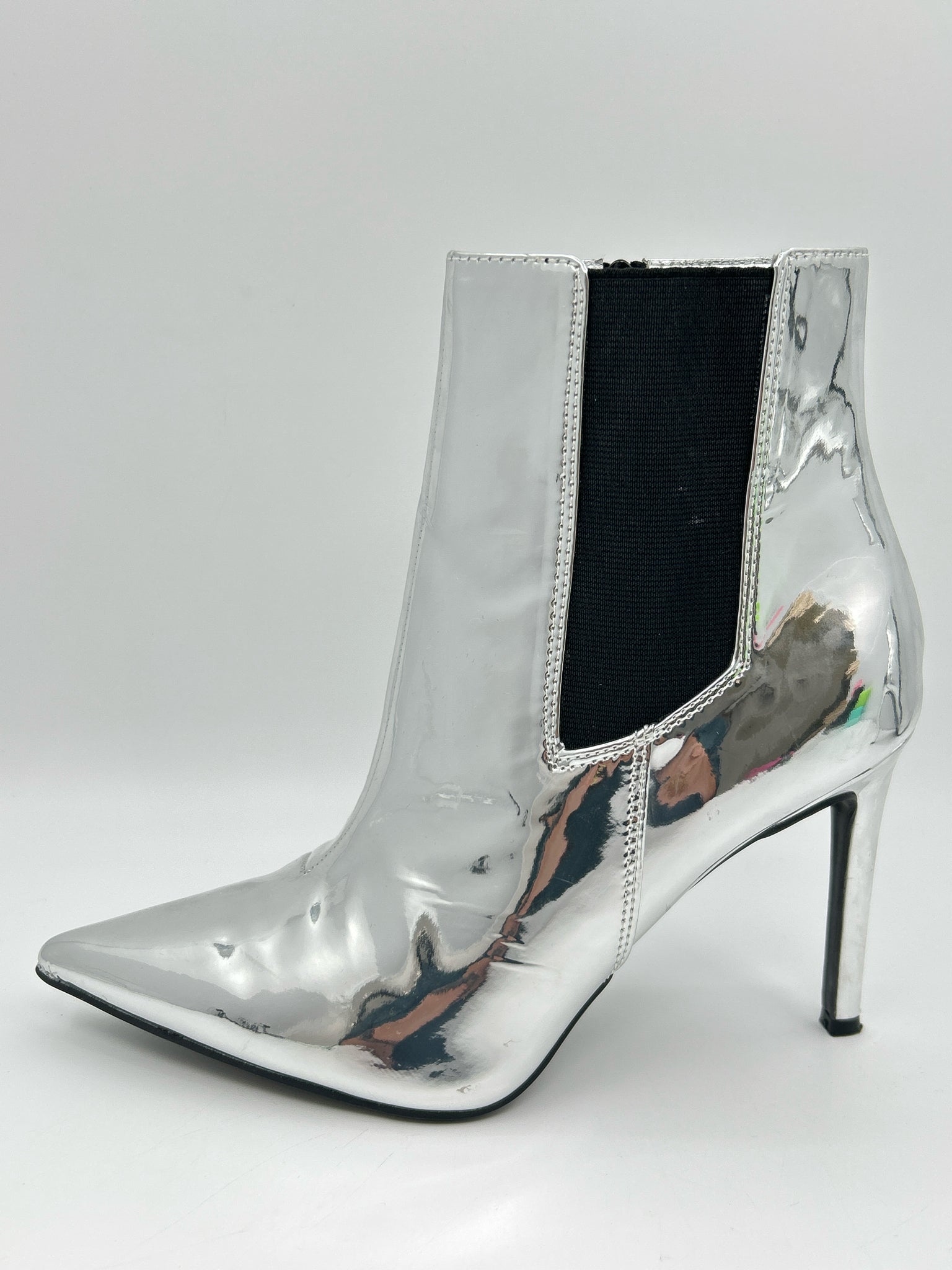 INC Size 8M Silver Women Booties
