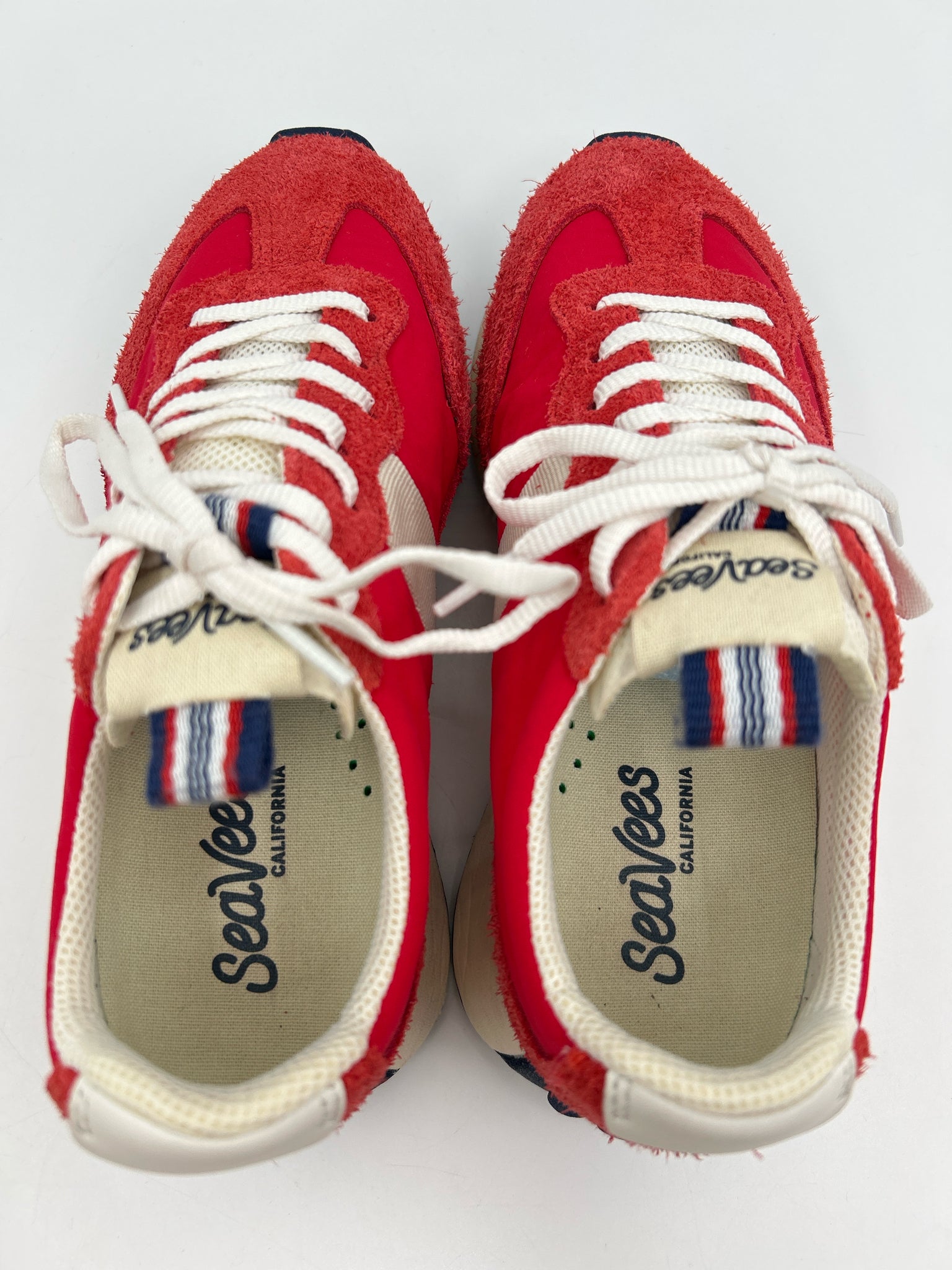 SEAVEES Size 7.5 red and white Women Sneakers