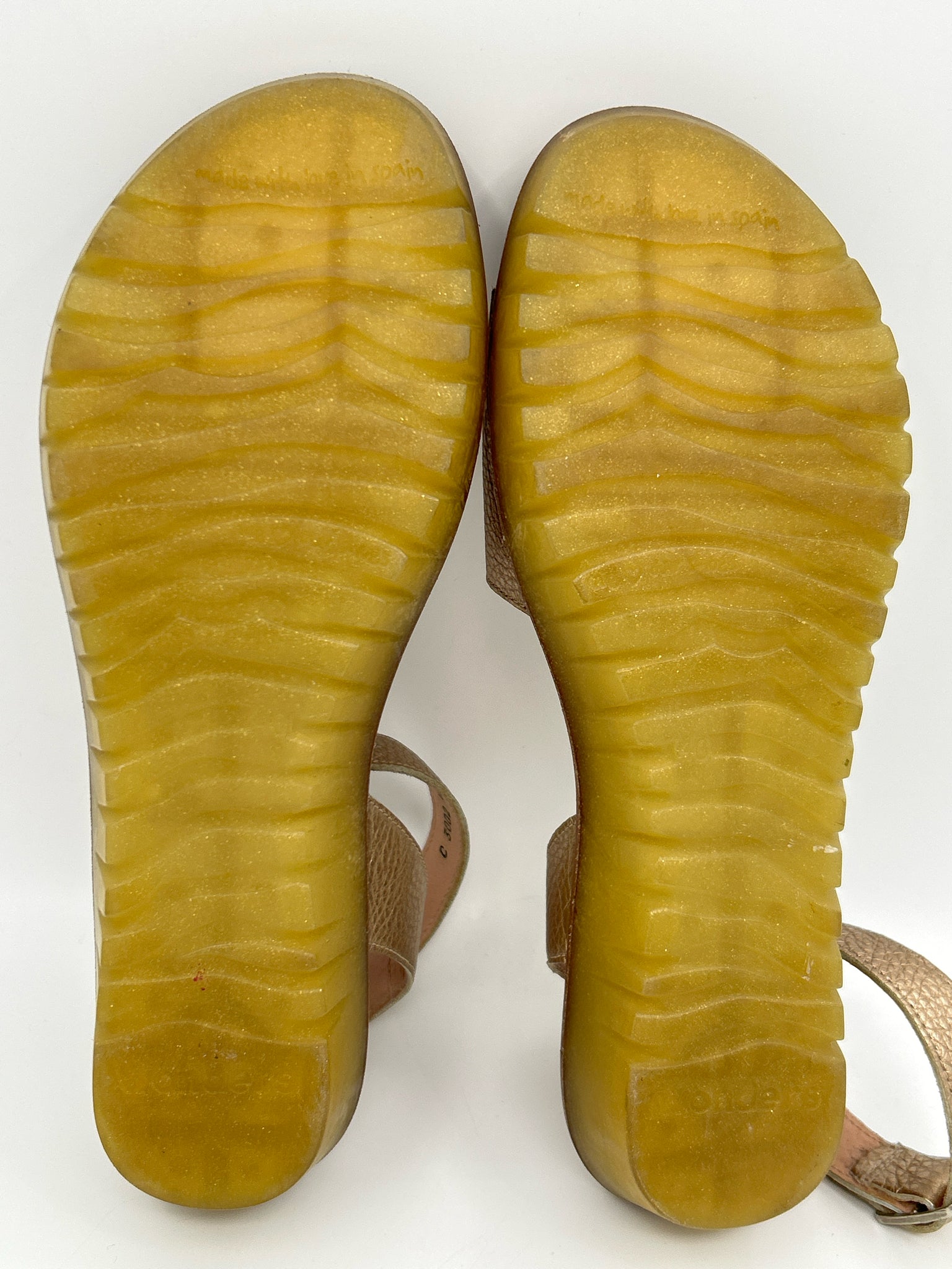 Wonders Size 40 Gold Women Sandal