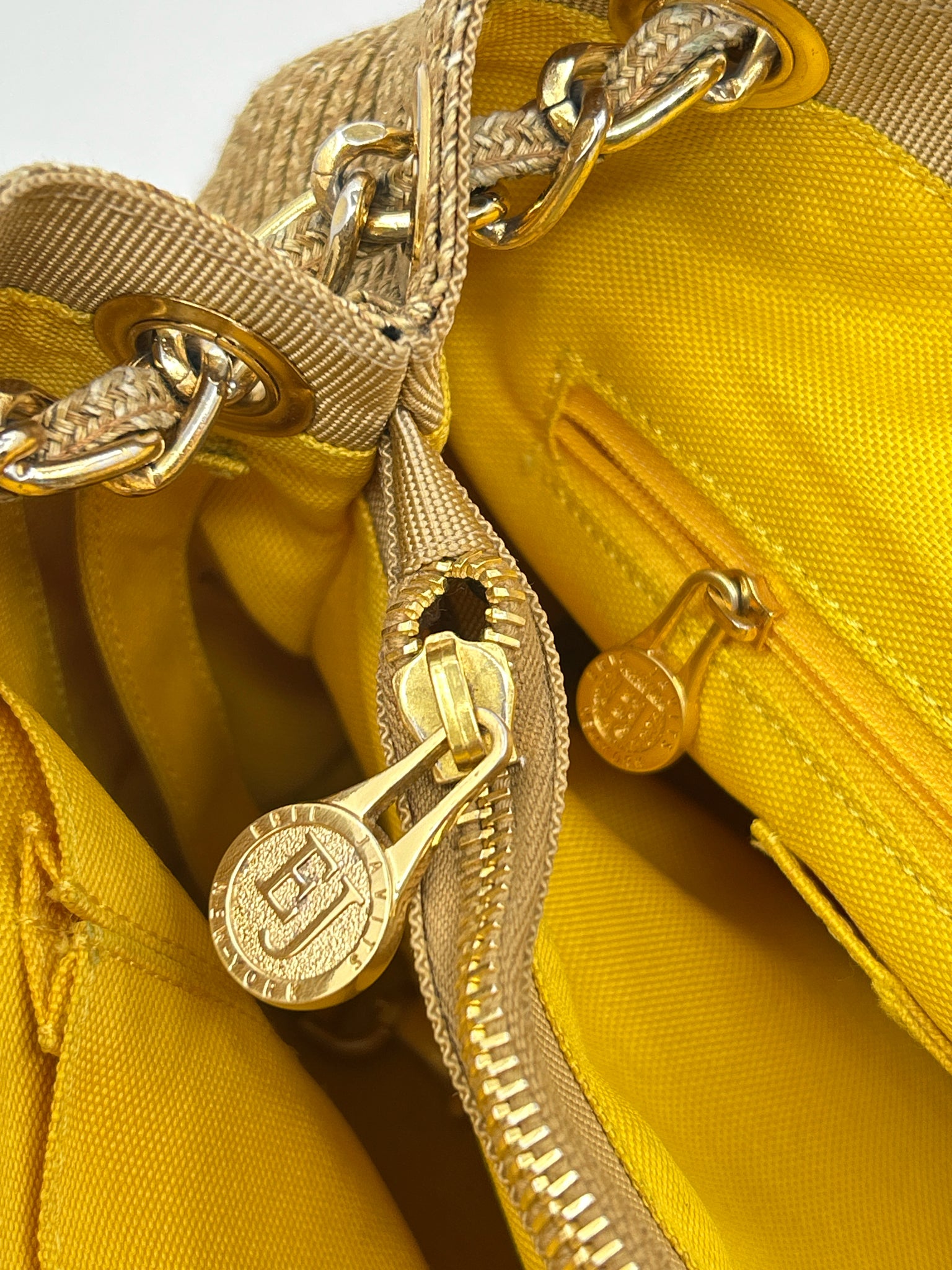 ERIC JAVITS Natural Women Purse