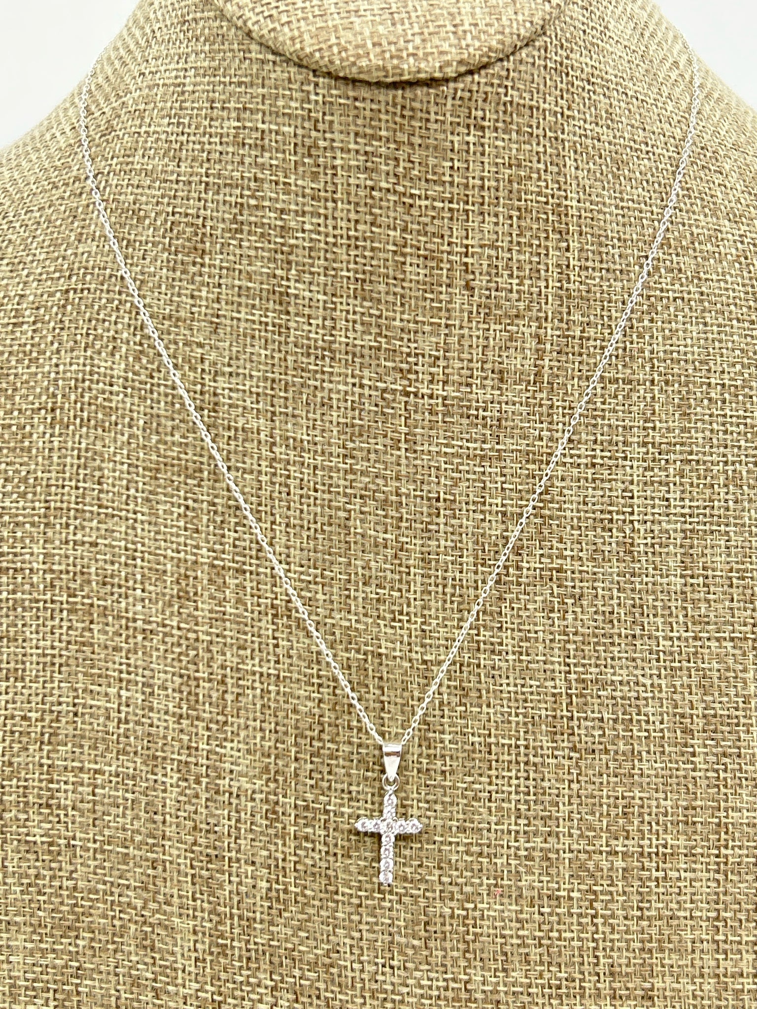 NO BRAND Silver Necklace