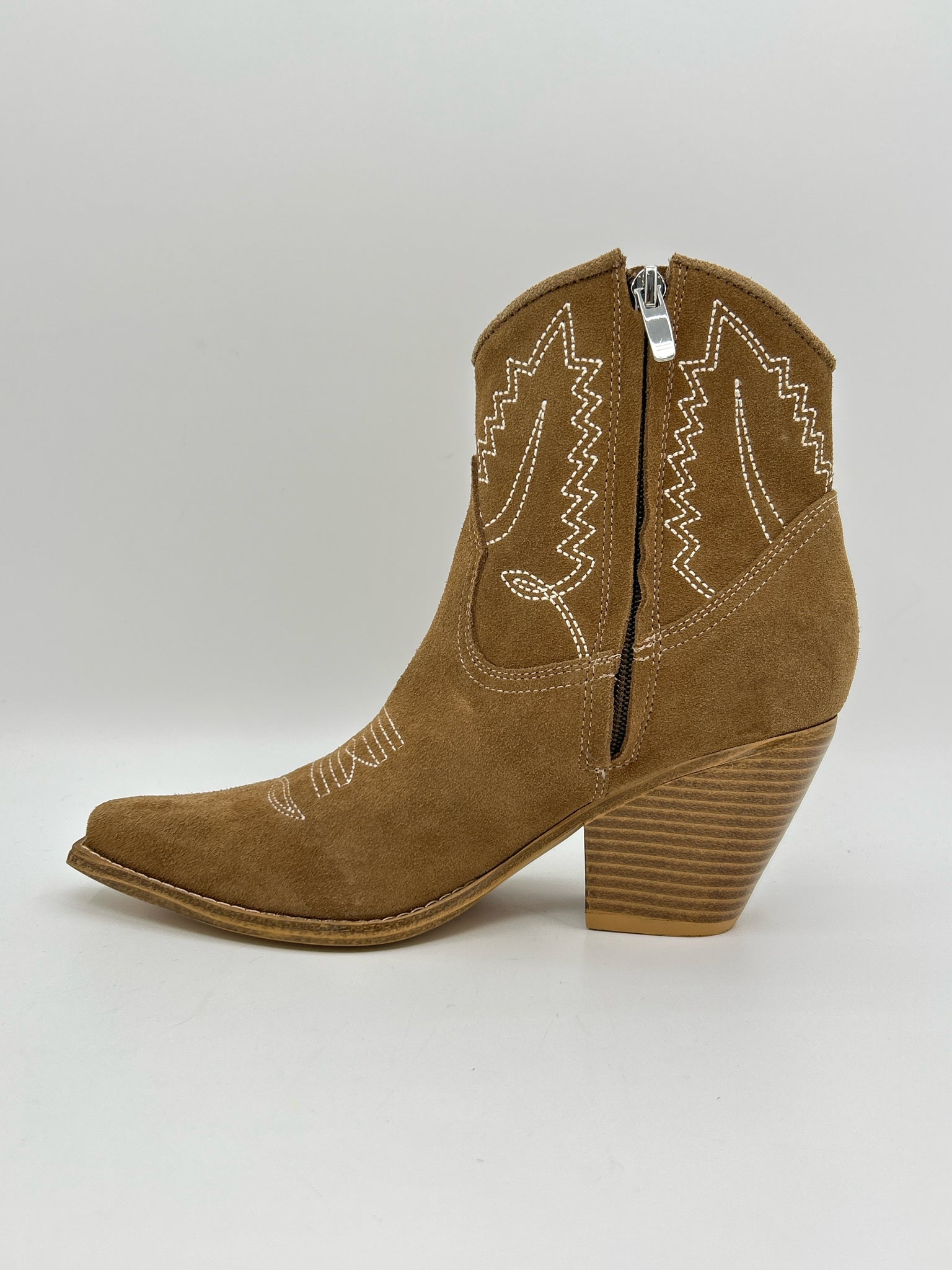 NINE WEST Size 8M Brown Women Booties