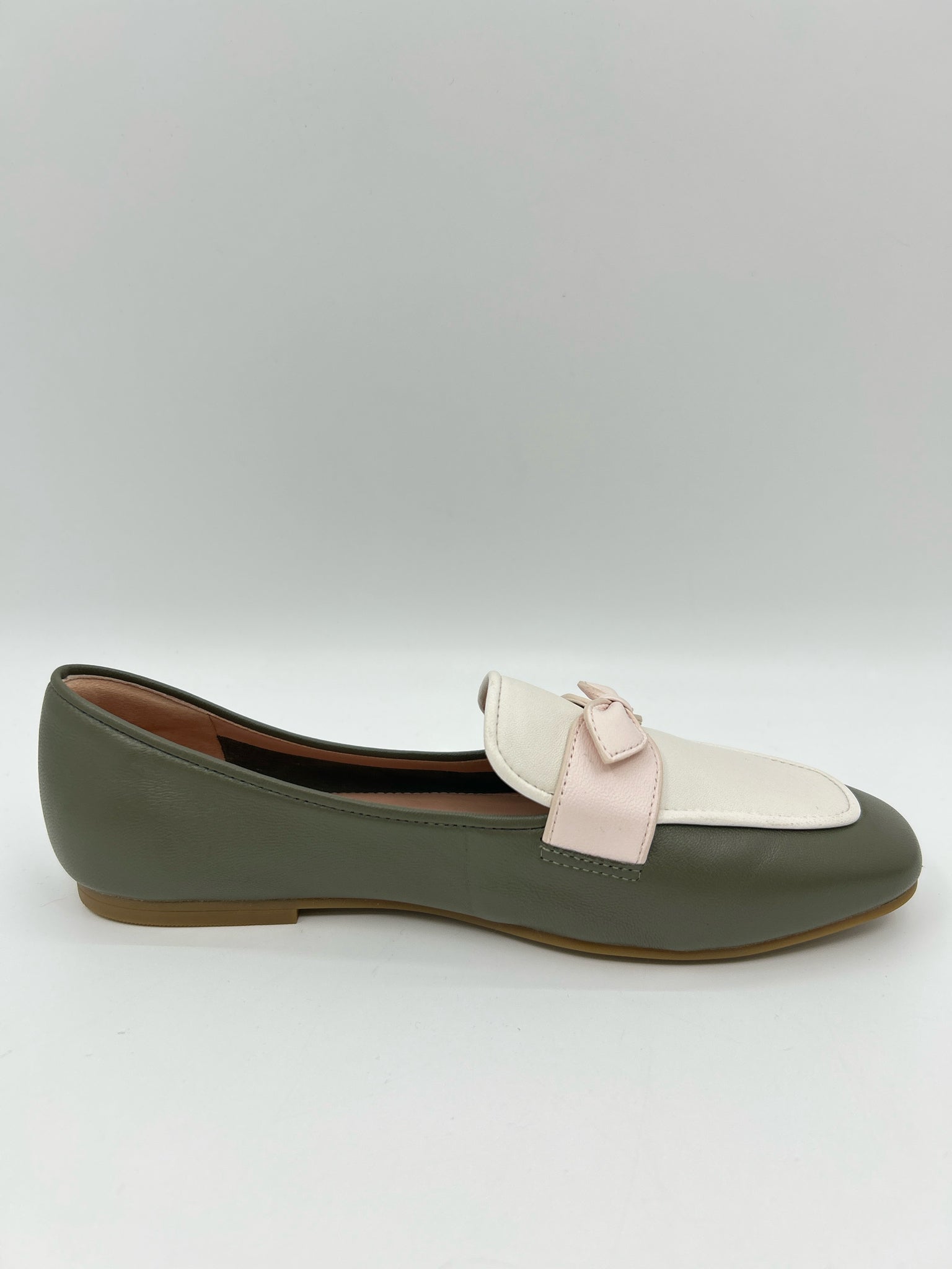 COLE HAAN Size 6.5B OLIVE Women's Flats