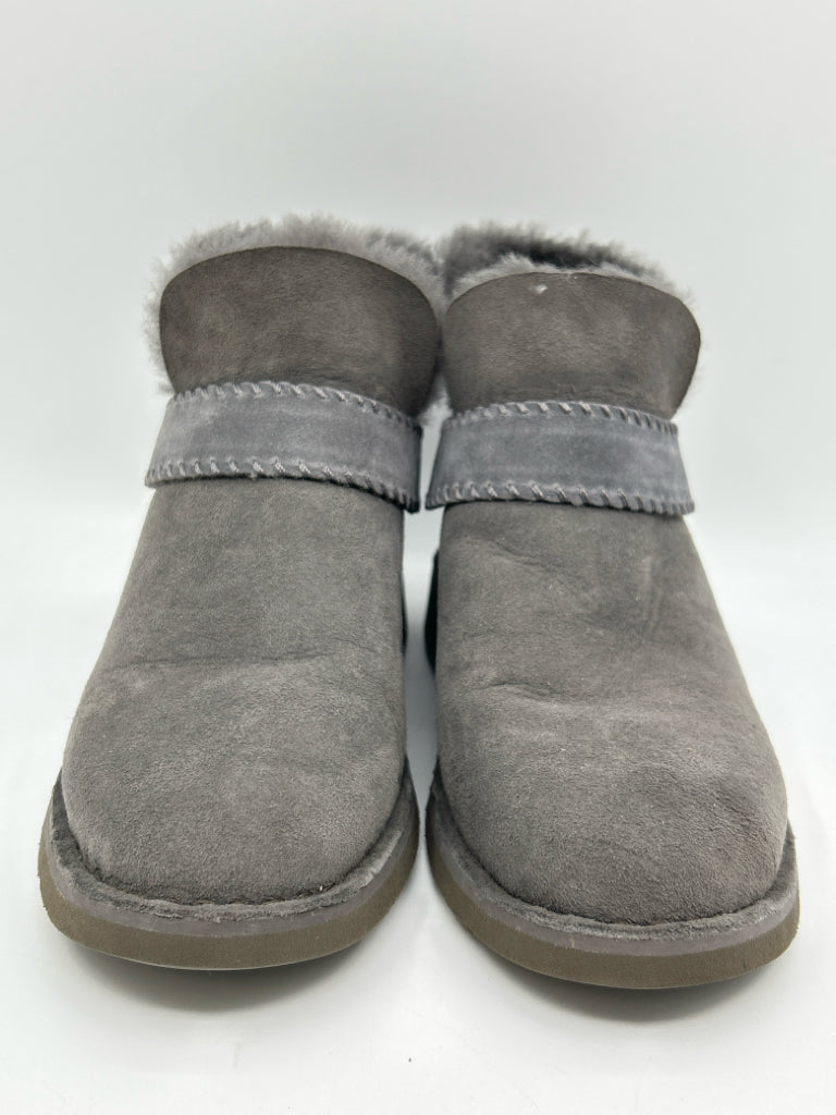 UGG Women Size 7 Grey Booties