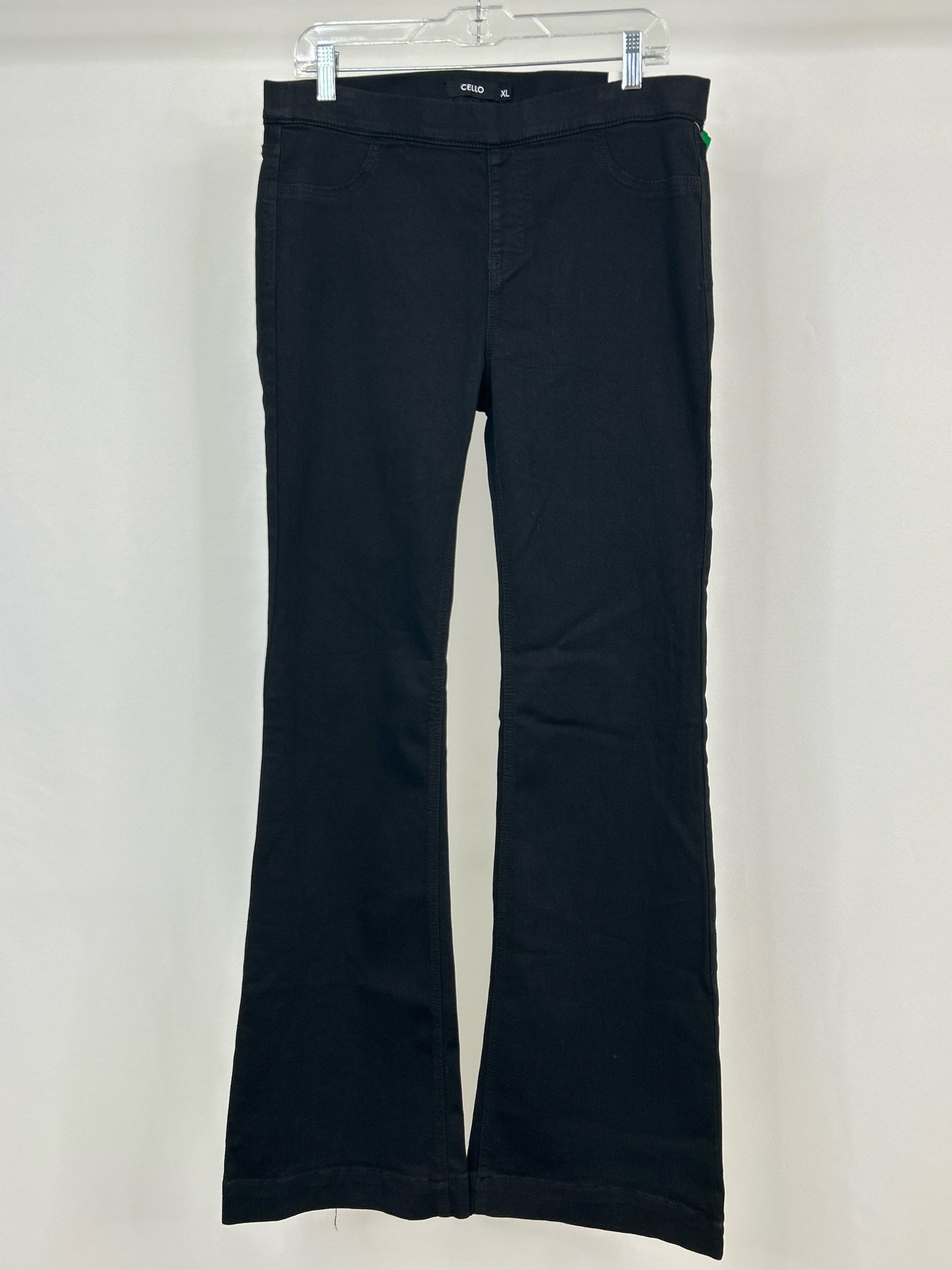CELLO NWT Size XL BLACK DENIM Women jeans