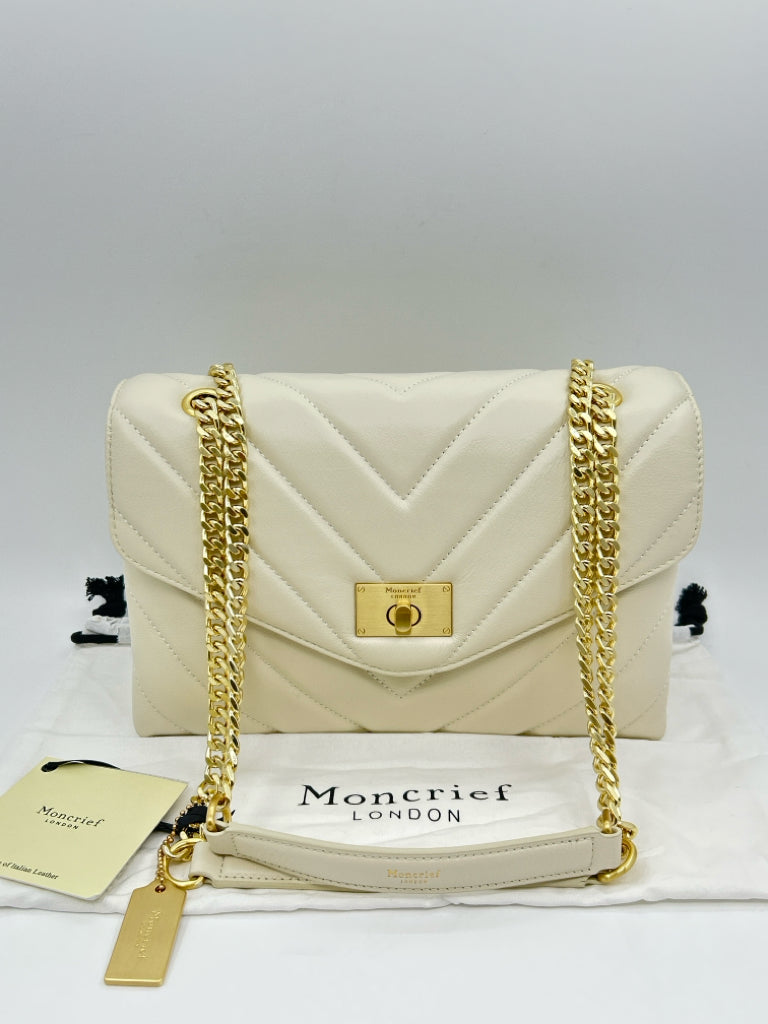 Moncrief London NWT Ivory Purse