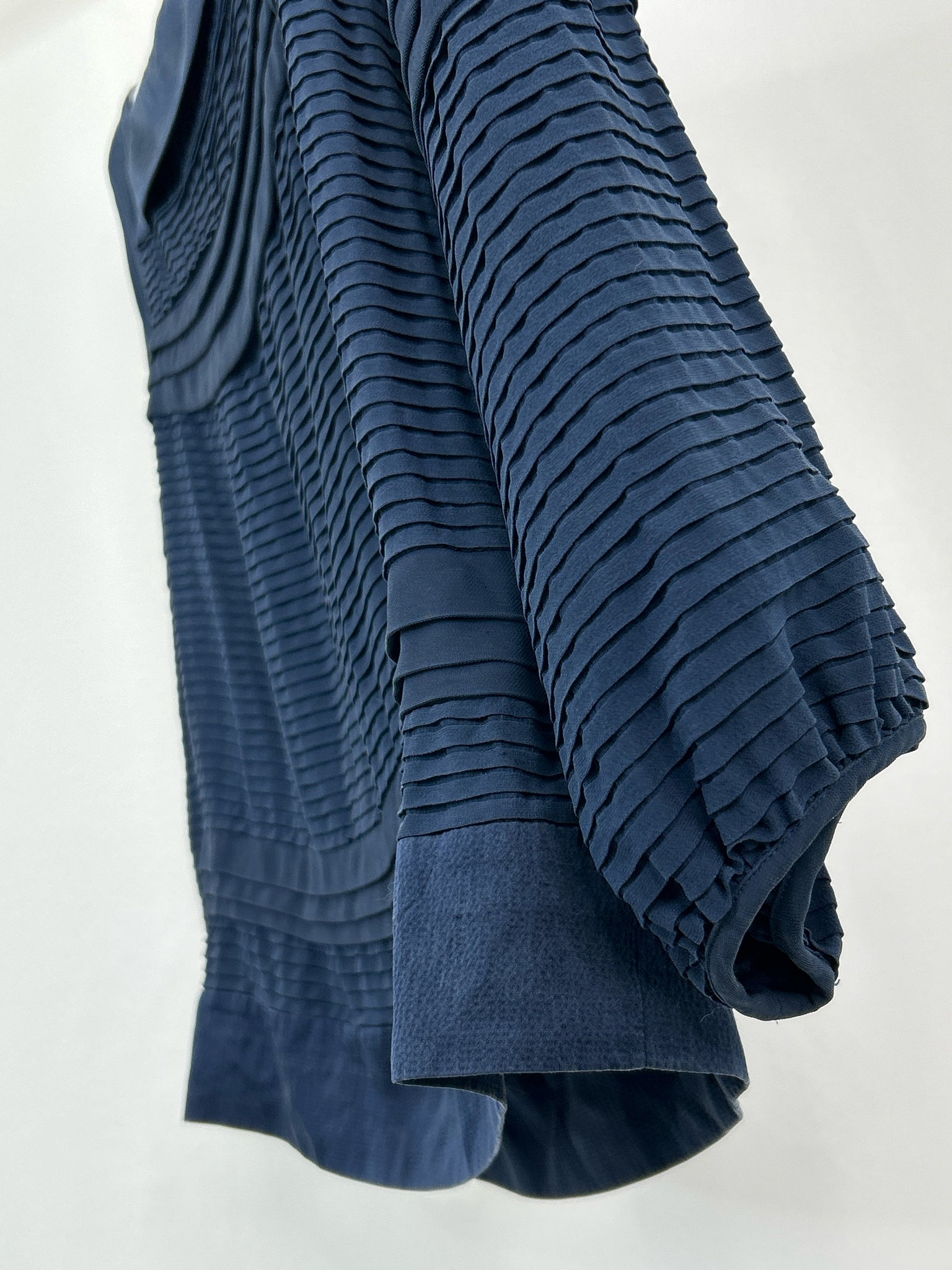 DIANE VON FURSTENBERG Size 10 Navy Women Top