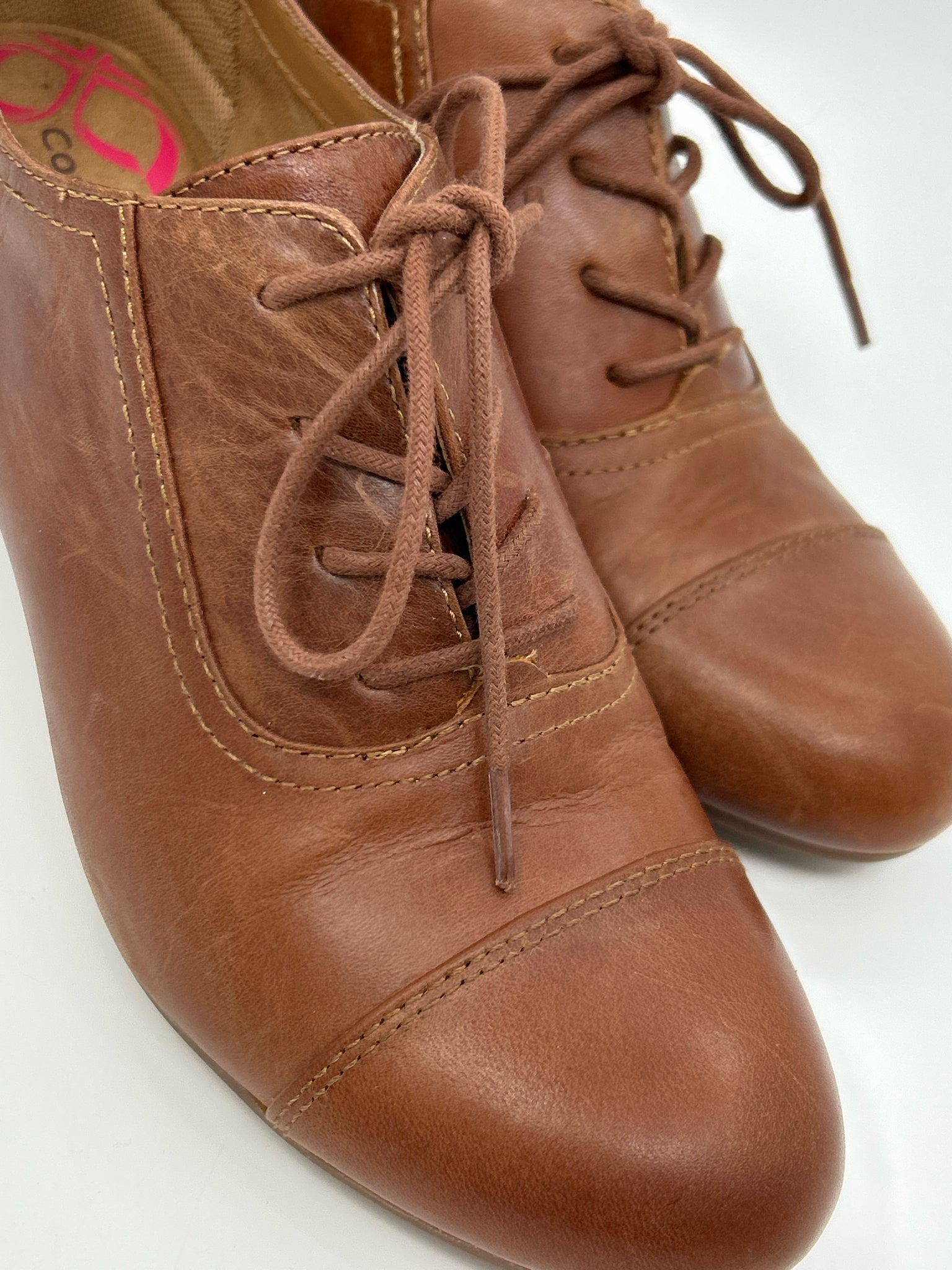 COMFORTIVA Size 9.5M Tan Women Pumps