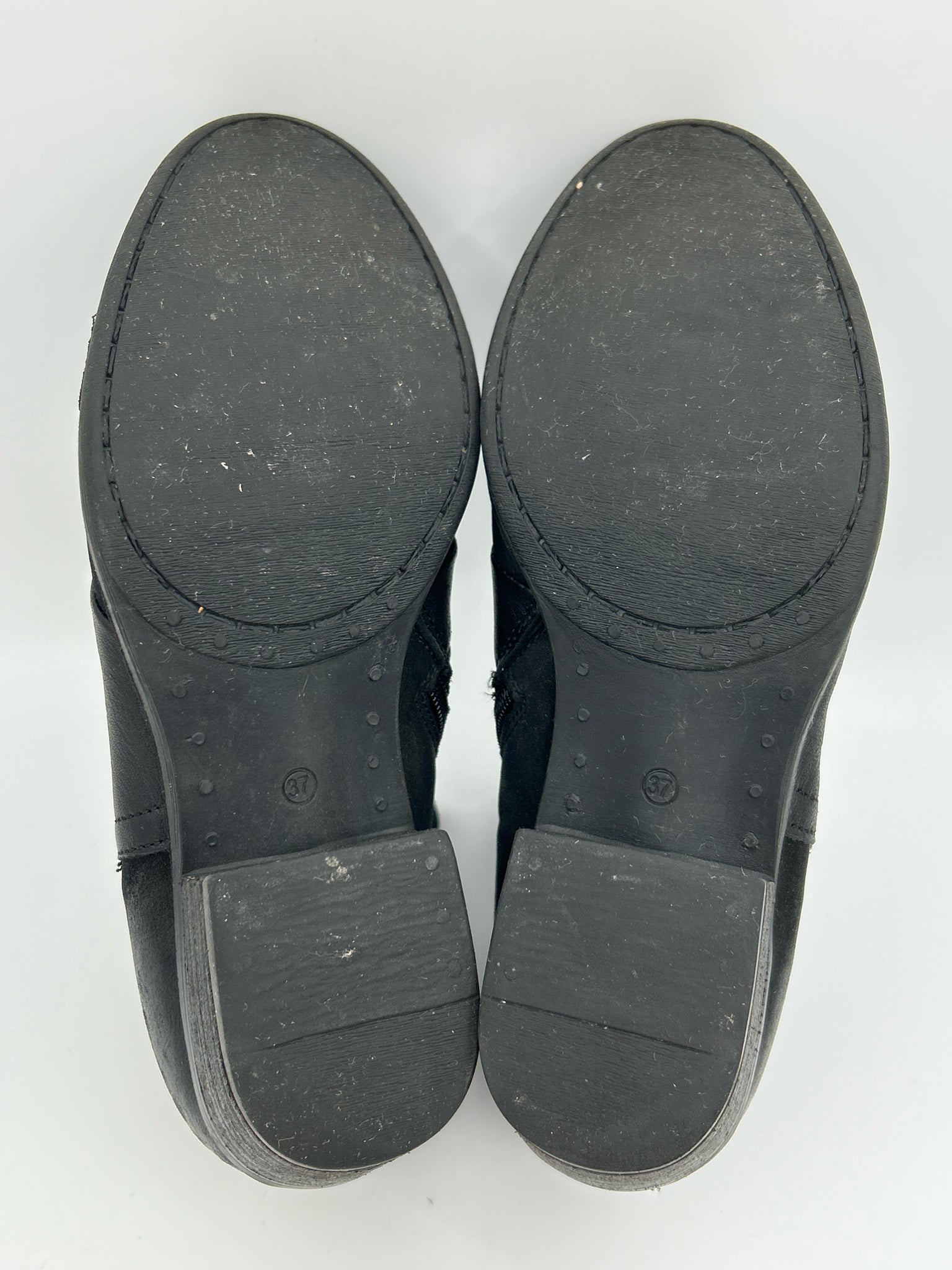 MIZ MOOZ Size 37 Black Women Booties