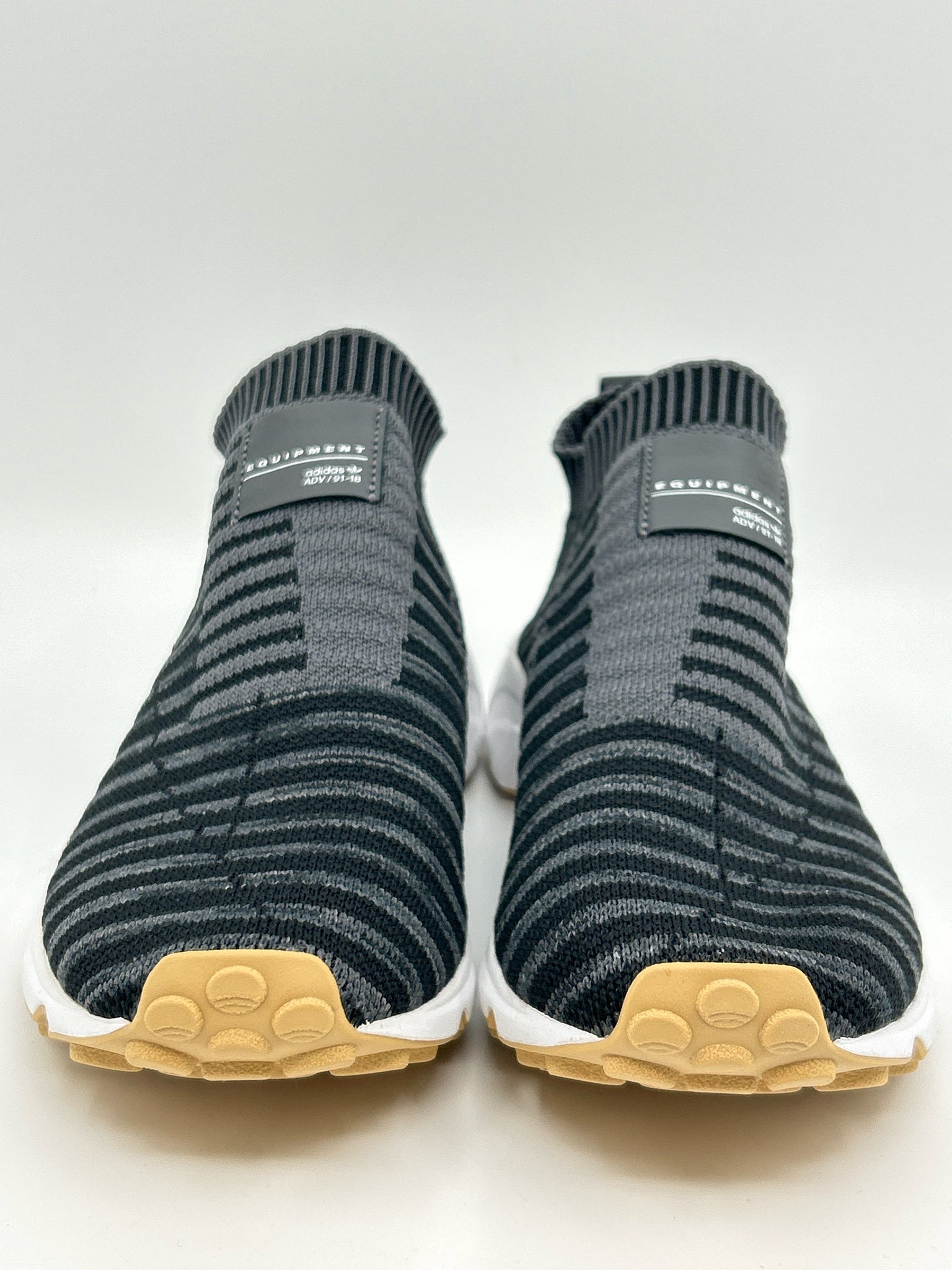 ADIDAS Size 9 black and grey Women Sneakers