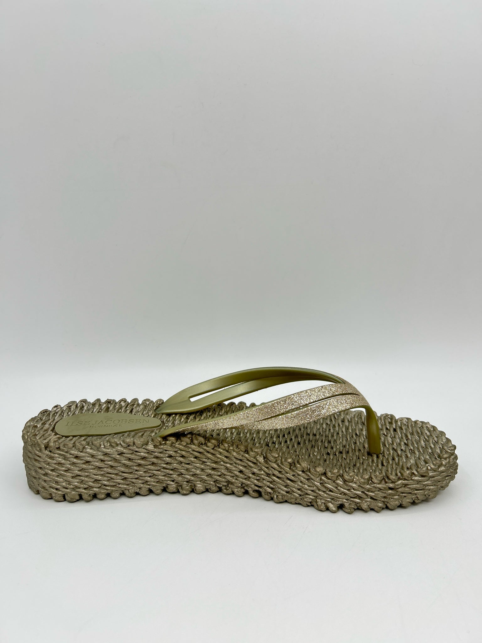 ILSE JACOBSEN Size 9 OLIVE Women Flip flops