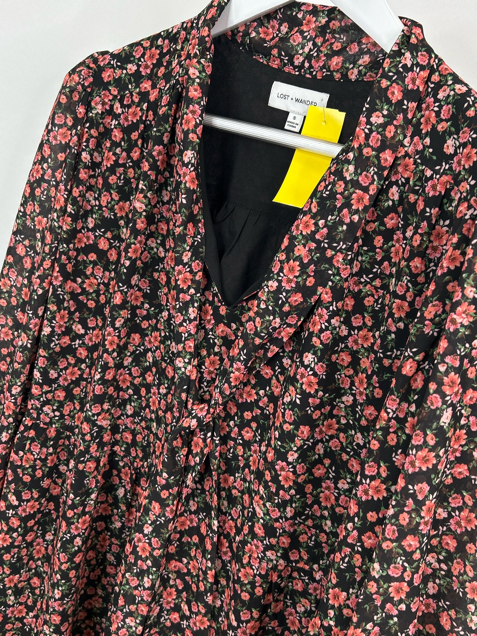 LOST + WANDER Size S Black Floral Women Dress