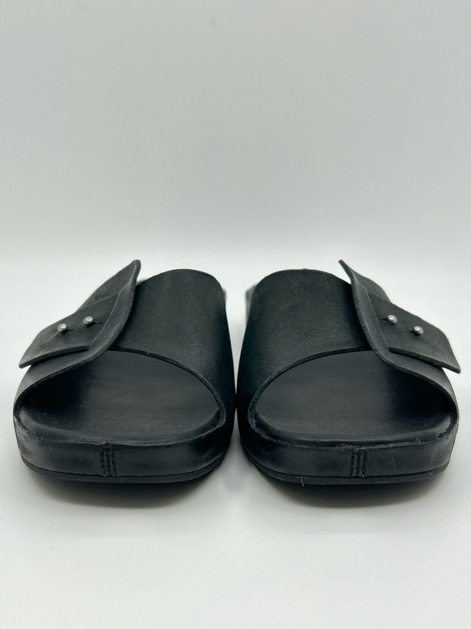 KORK EASE Size 8M Black Women Sandal