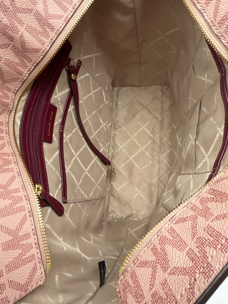 MICHAEL KORS MAGENTA PRINT Tote