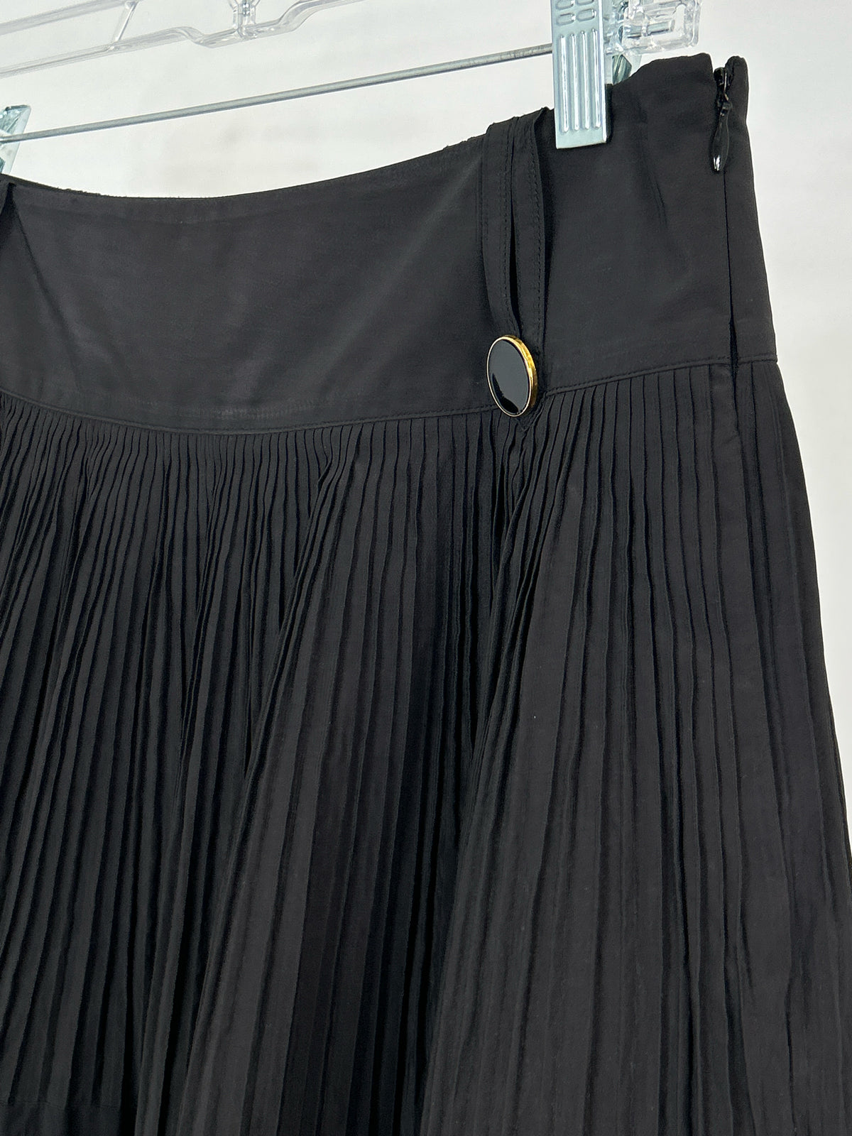 CLUB MONACO Size 4 Black Women Skirt