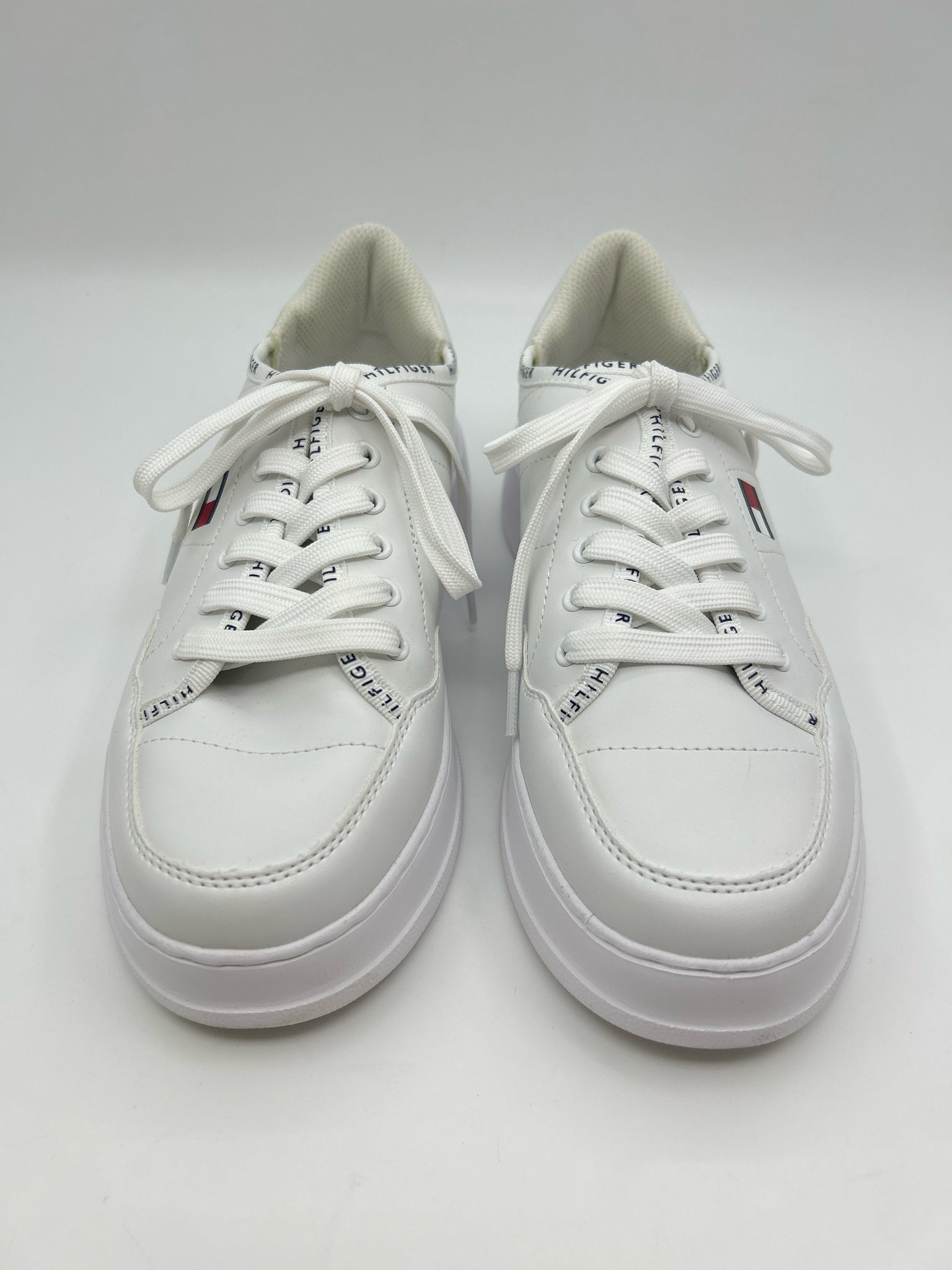 TOMMY HILFIGER Size 9M White Women Sneakers