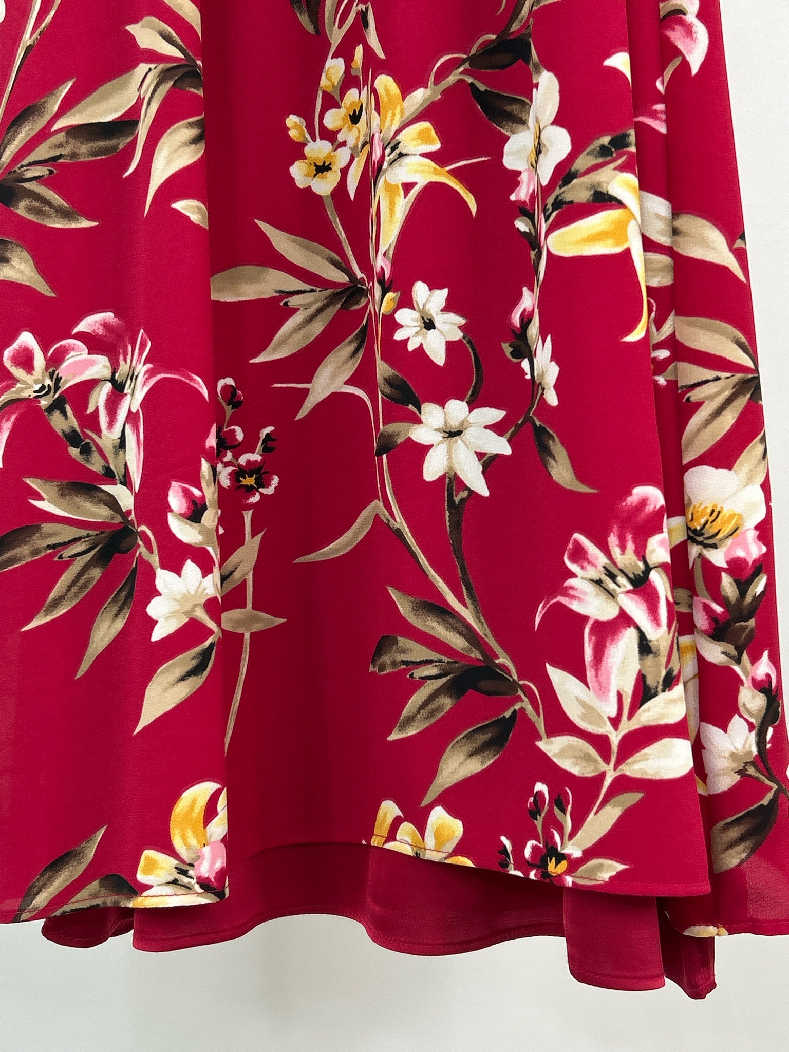 White House Black Market Size SP Red Print Women Dress