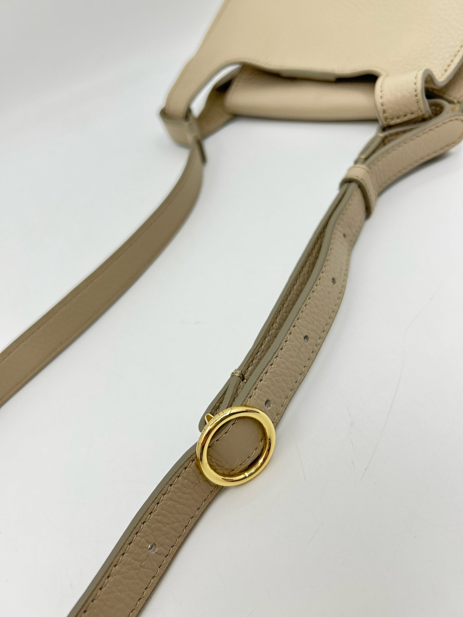 CUYANA Taupe Women Purse