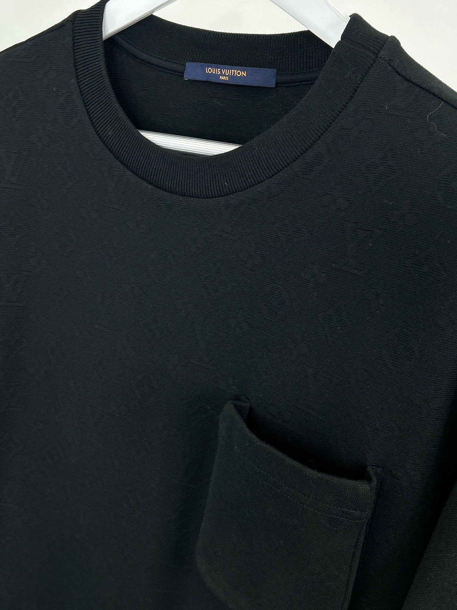 LOUIS VUITTON Size M Black Men's Unisex T-shirt