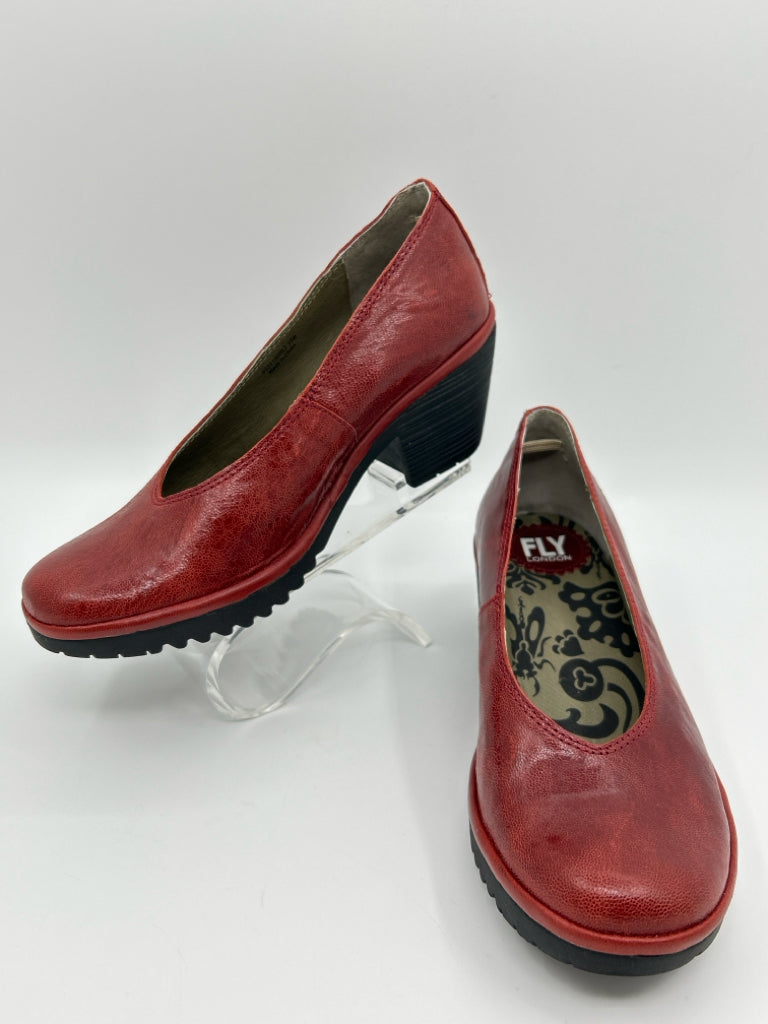 FLY LONDON Women Size 37 Burgundy Pumps