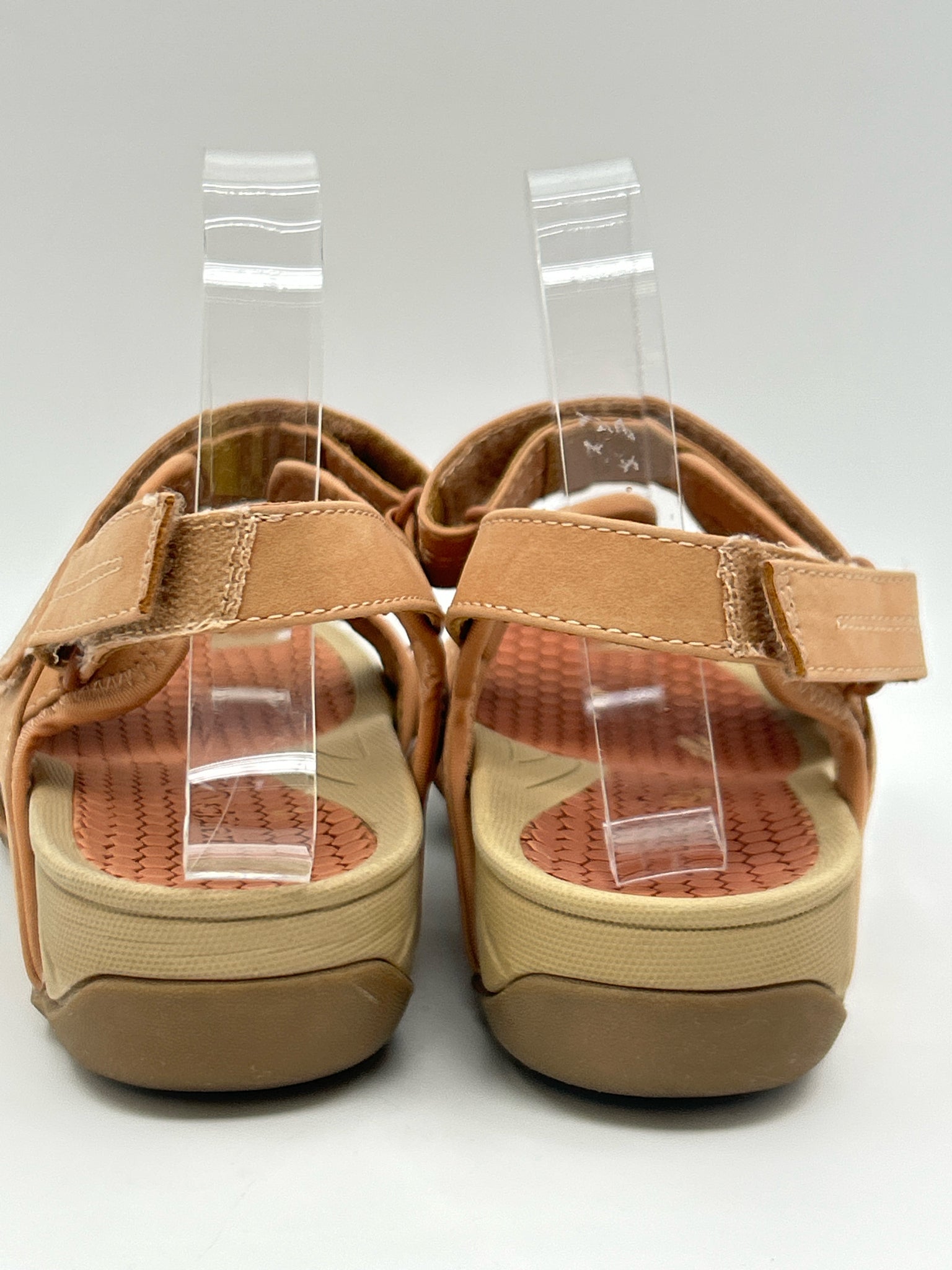 BARETRAPS Size 10 Apricot Women Sandal