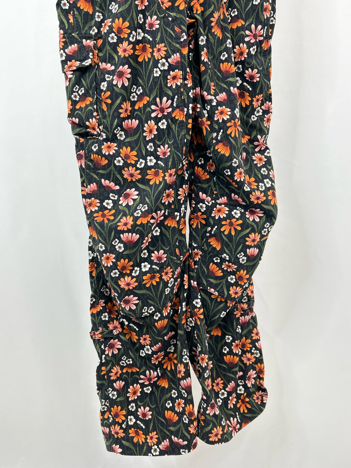 DULUTH TRADING COMPANY Size L Black Floral Women Overall