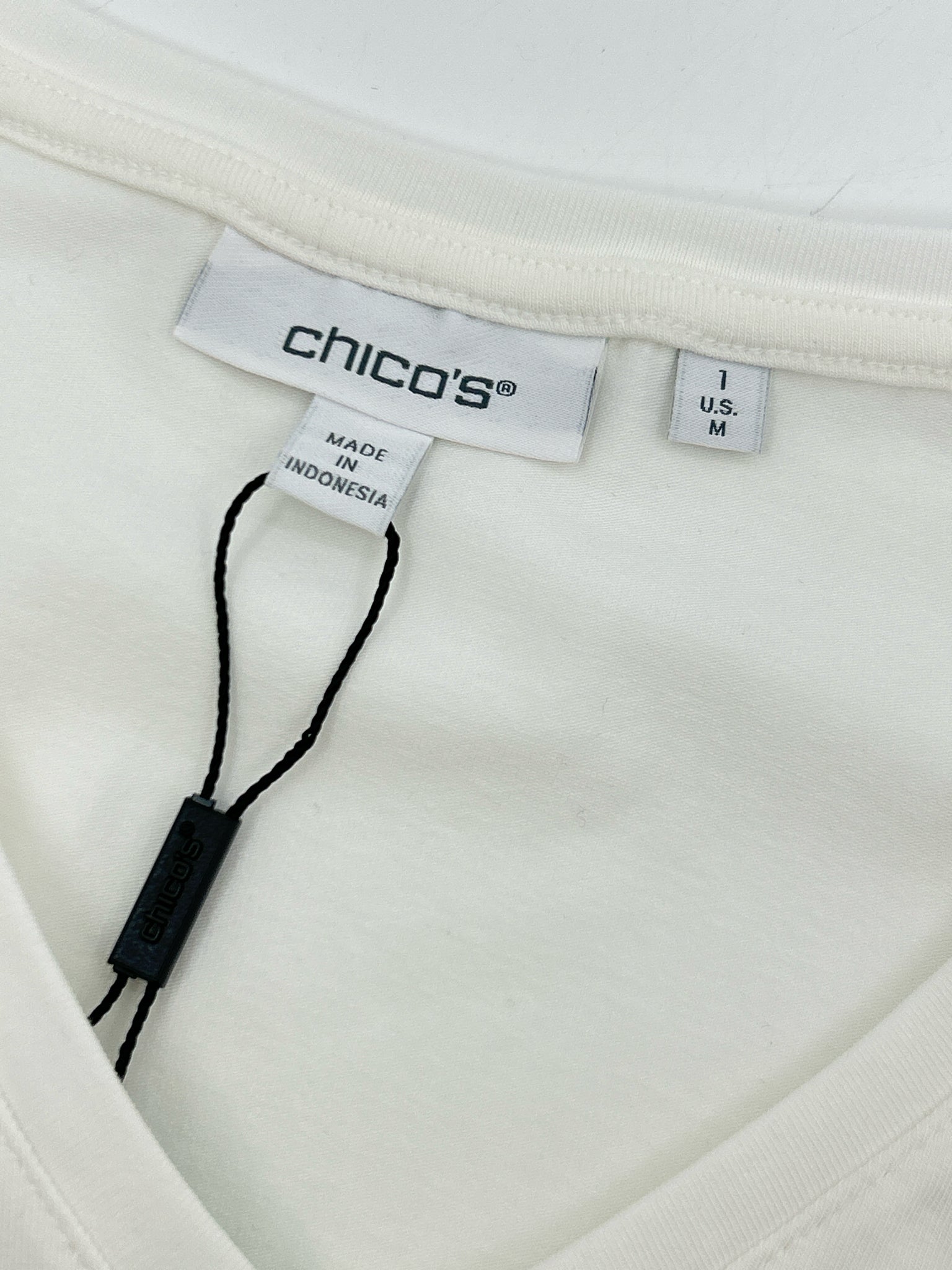 CHICO'S NWT Size M White Women Top