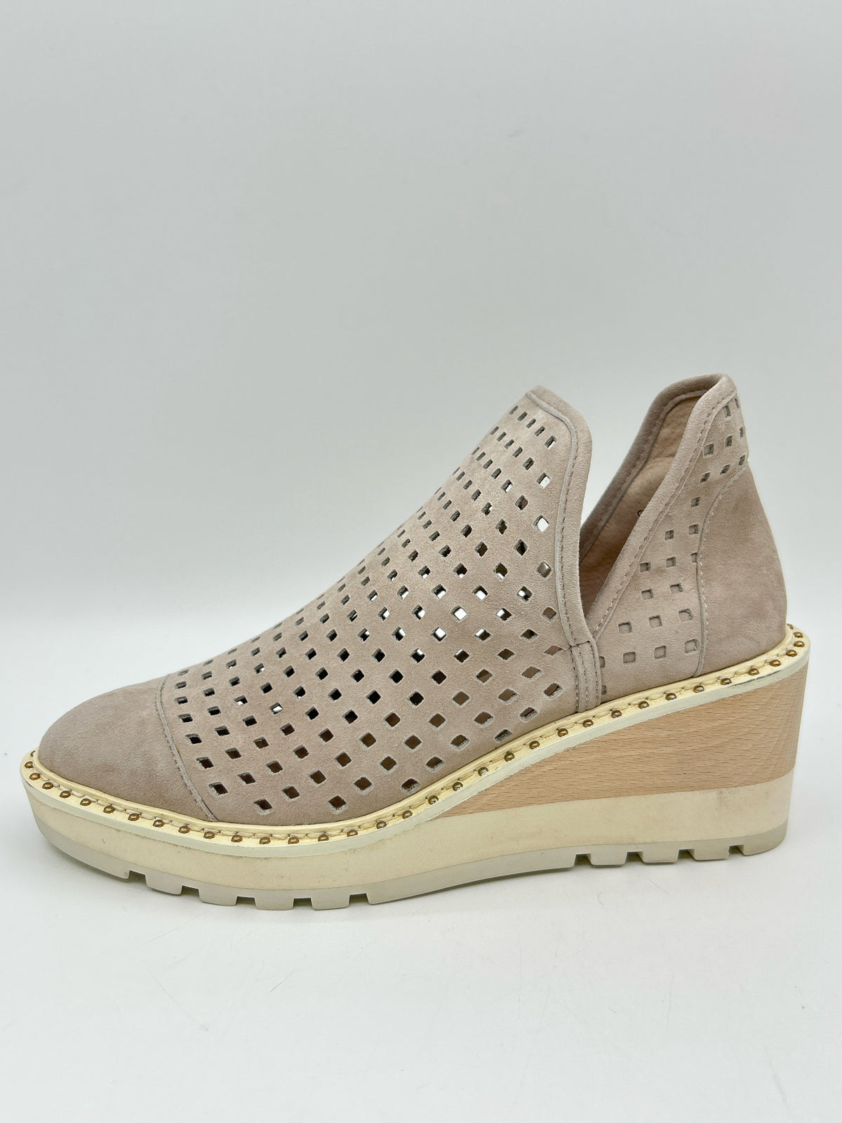 CECELIA Size 6M Taupe Women Booties