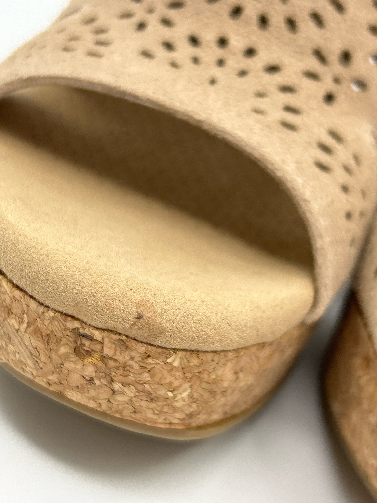 COLLECTION BY CLARKS Size 10M SAND Women Sandal