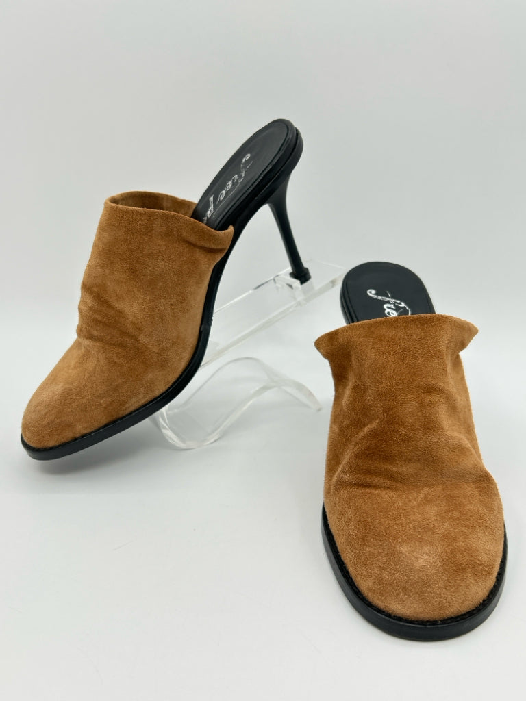 FREE PEOPLE Size 7.5 Brown Women's Shoes