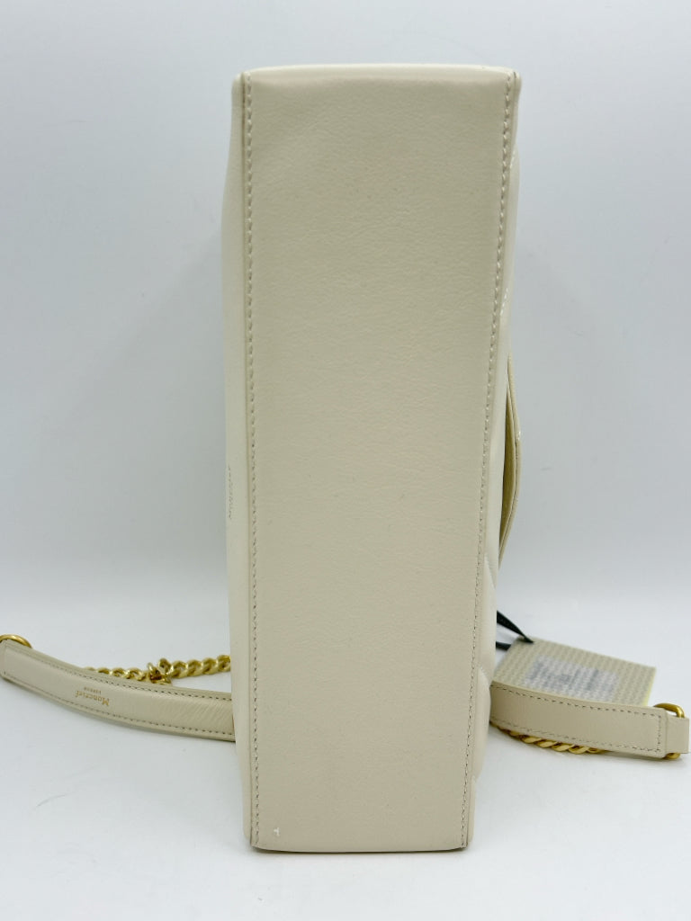 Moncrief London NWT Ivory Purse