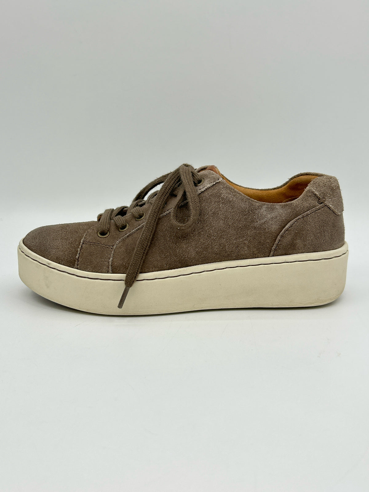 BORN Size 6.5M Brown Women Sneakers