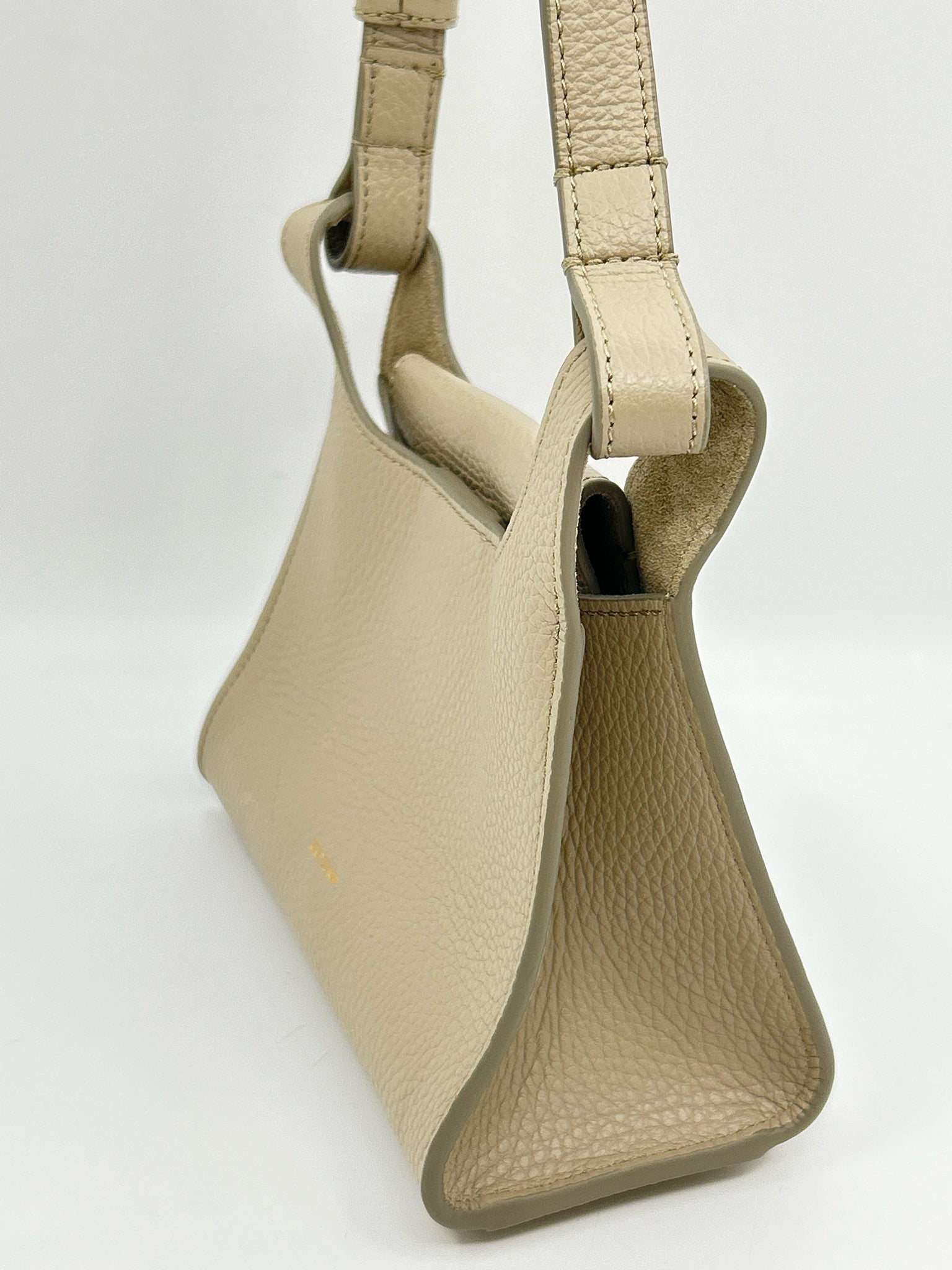 CUYANA Taupe Women Purse