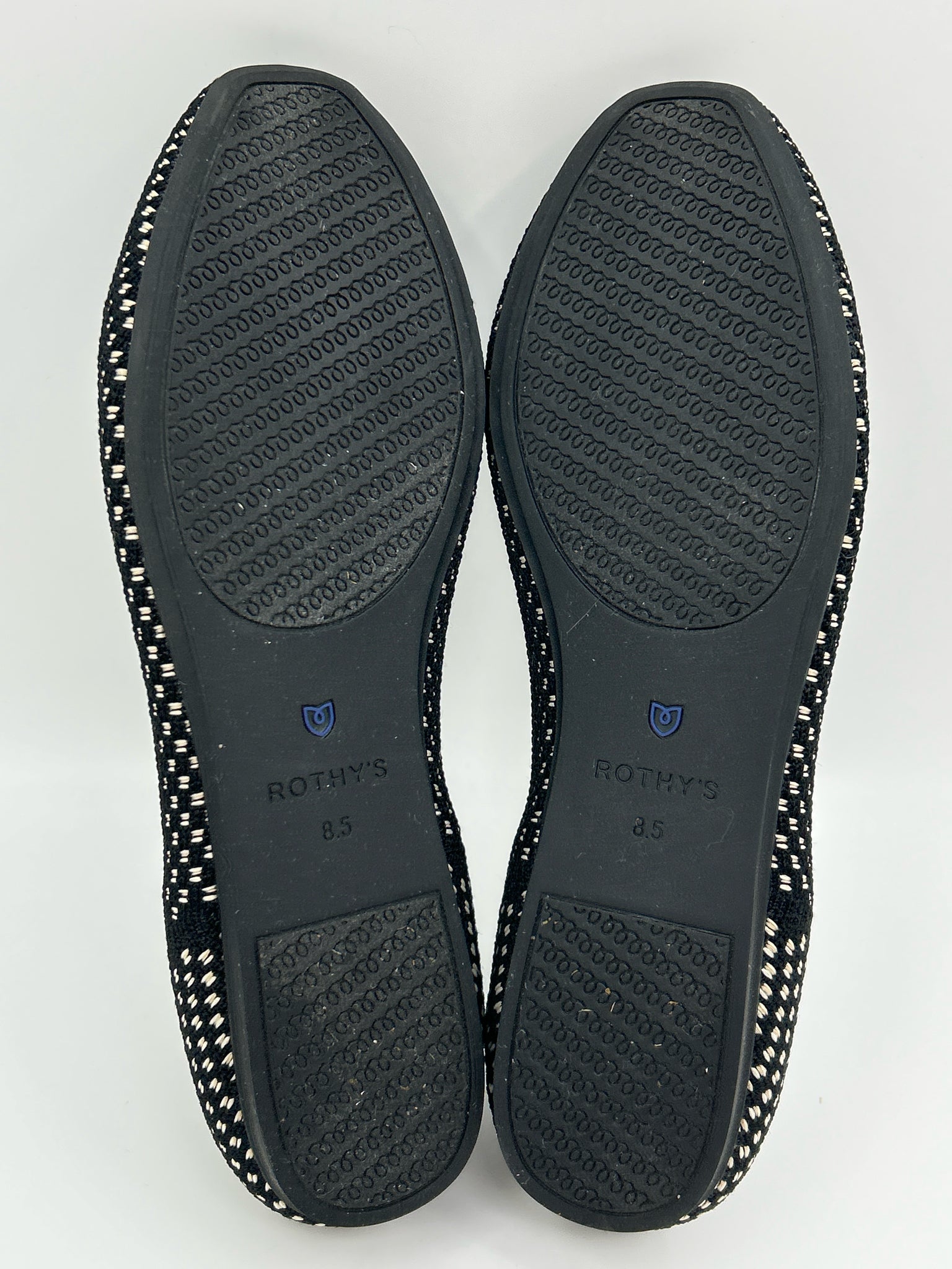 ROTHY'S Size 8.5 Black and White Women Flats