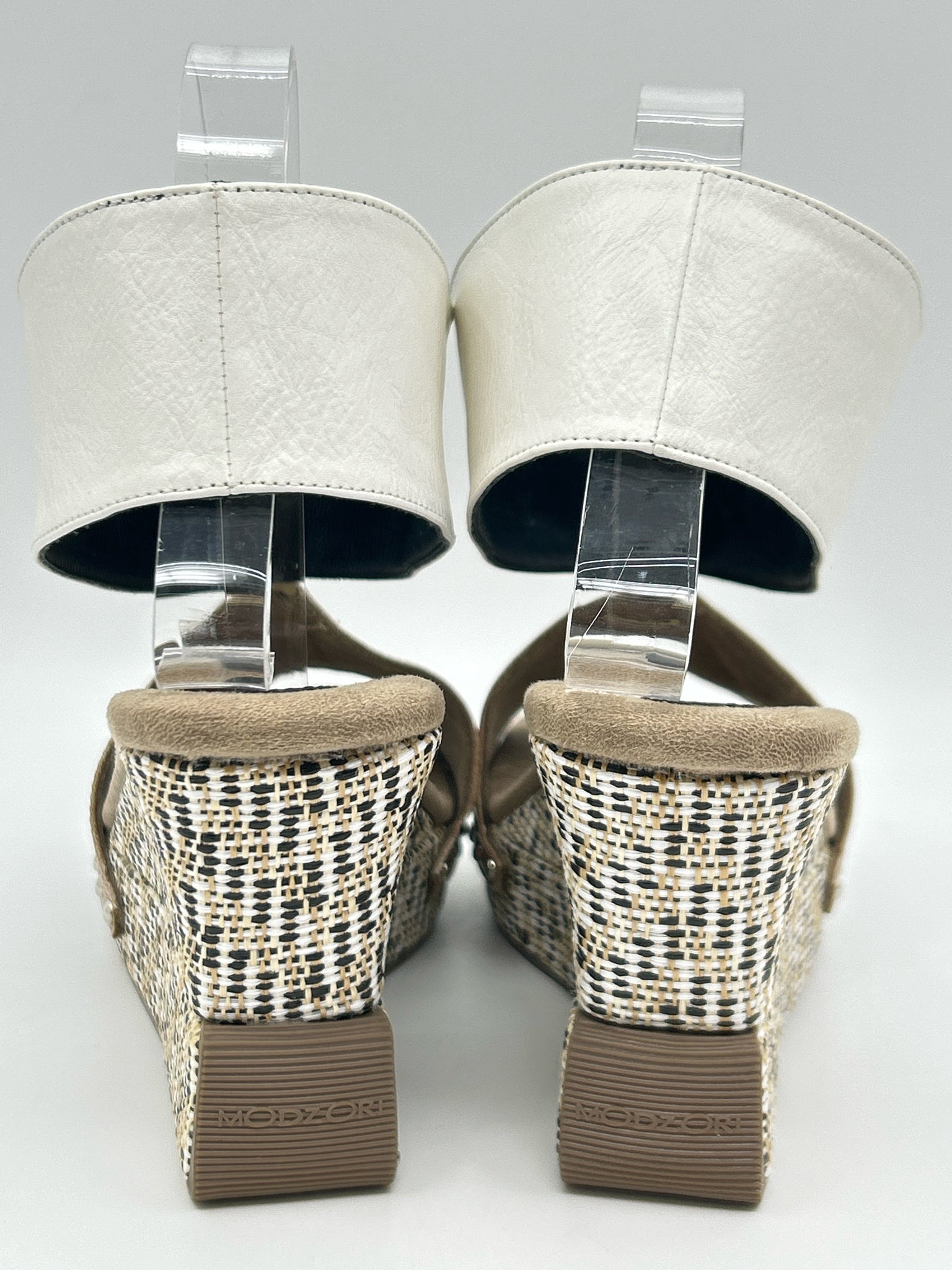 Modzori Size 8 White & Black Women Sandal
