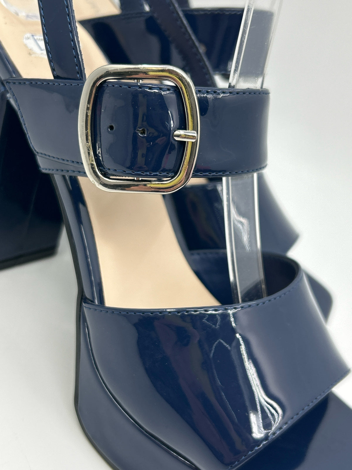 MARC FISHER Size 7.5 Blue Women Sandal