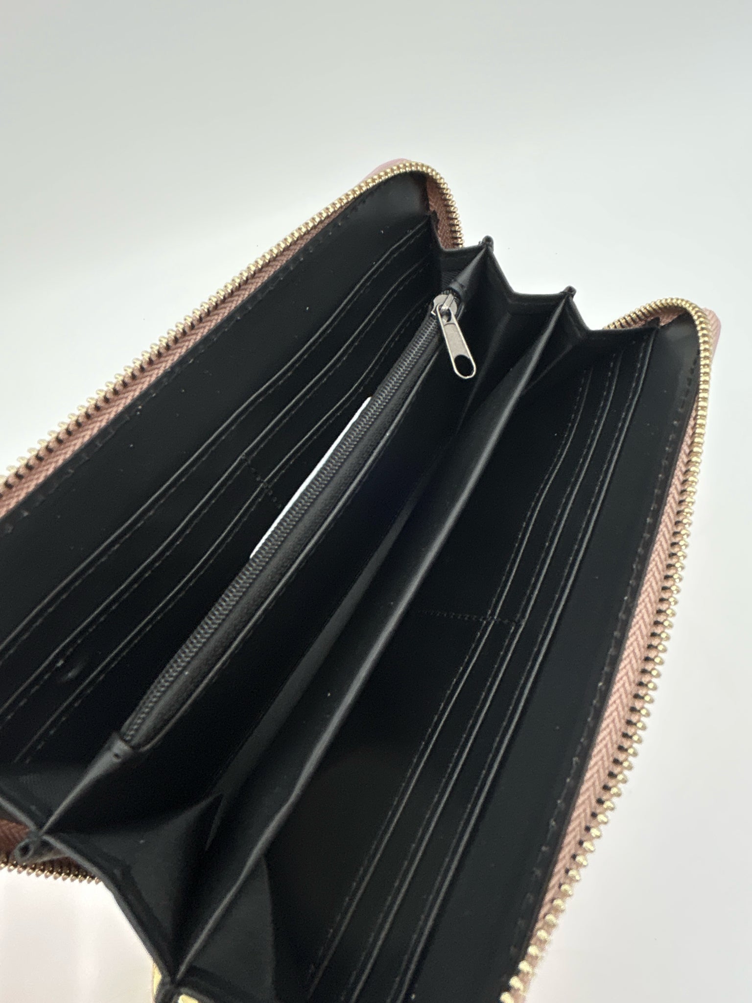 ARCADIA Lilac Women Wallet